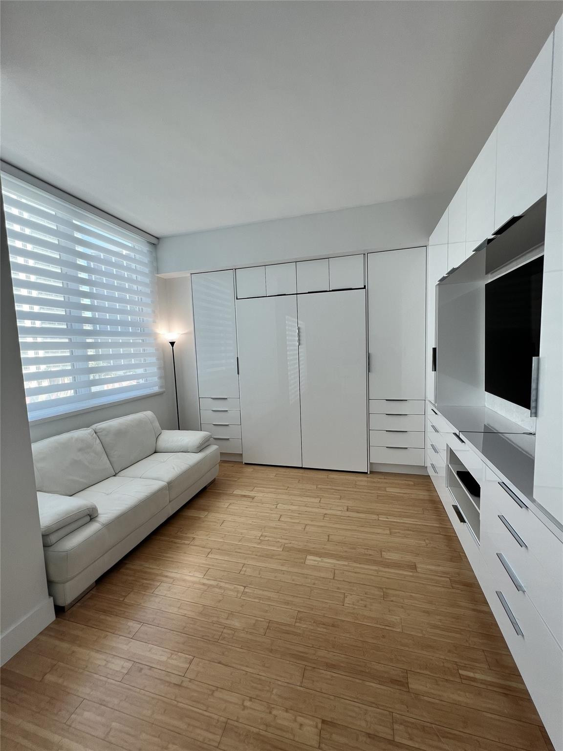 133 NE 2nd, Miami FL 33132