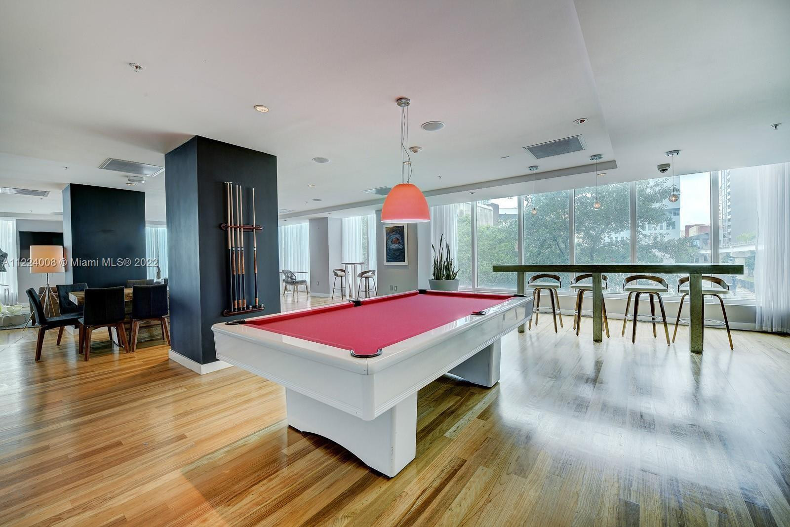 133 NE 2nd, Miami FL 33132