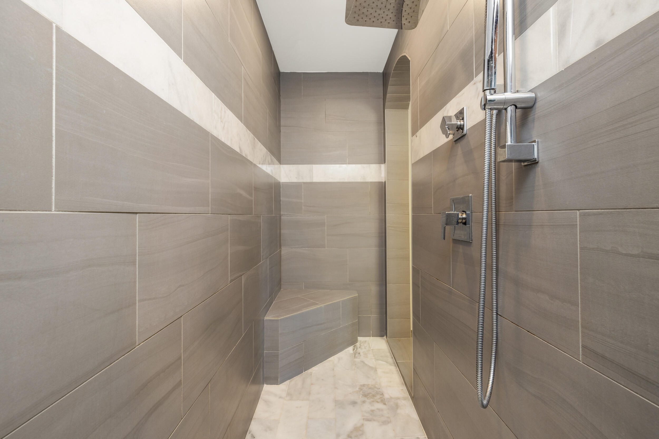 701 SE 21st #201, Deerfield Beach FL 33441