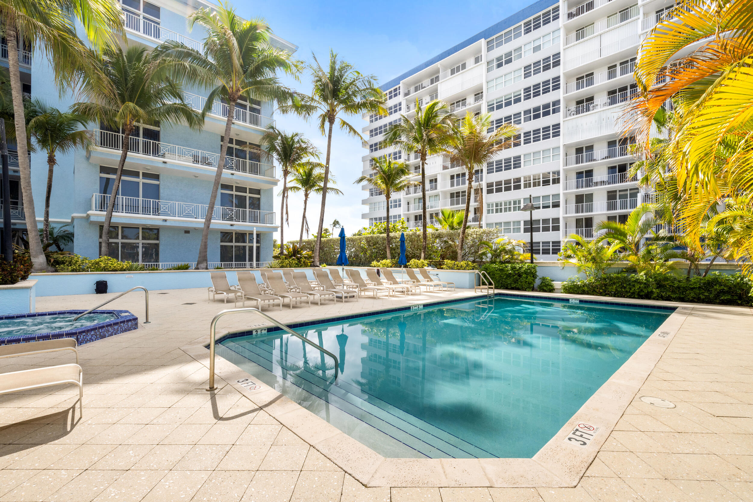 701 SE 21st #201, Deerfield Beach FL 33441
