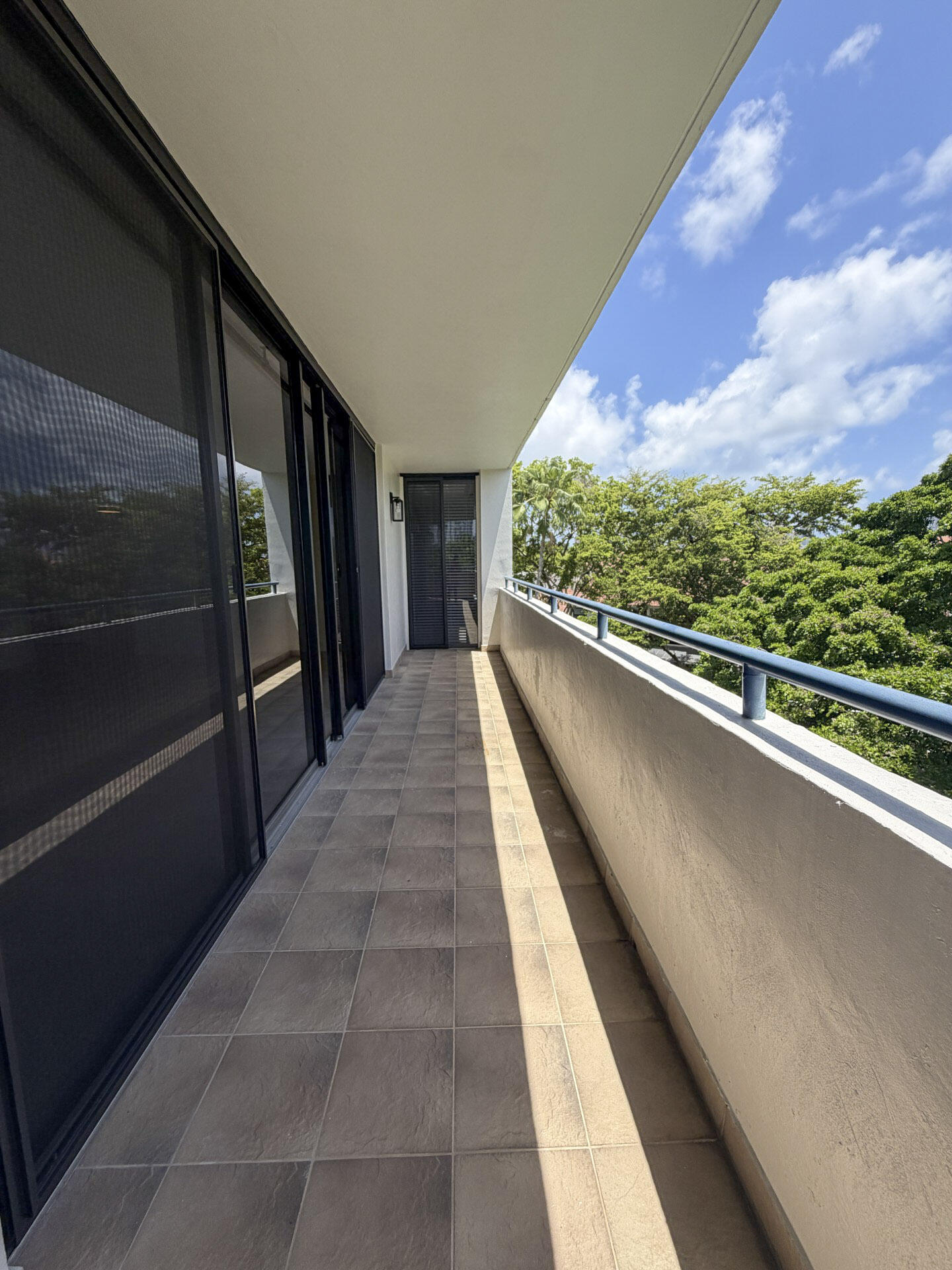 21085 NE 34th #404-1, Aventura FL 33180