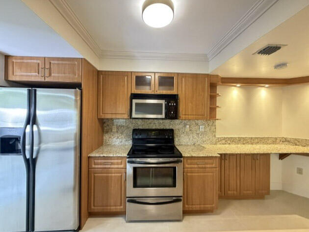 21085 NE 34th #404-1, Aventura FL 33180