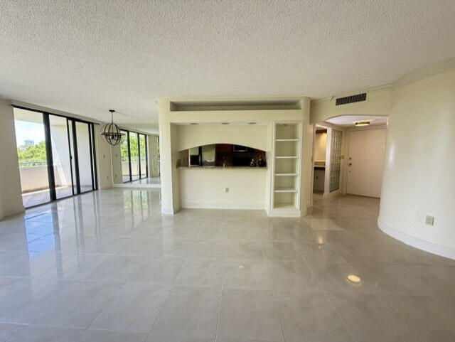 21085 NE 34th #404-1, Aventura FL 33180