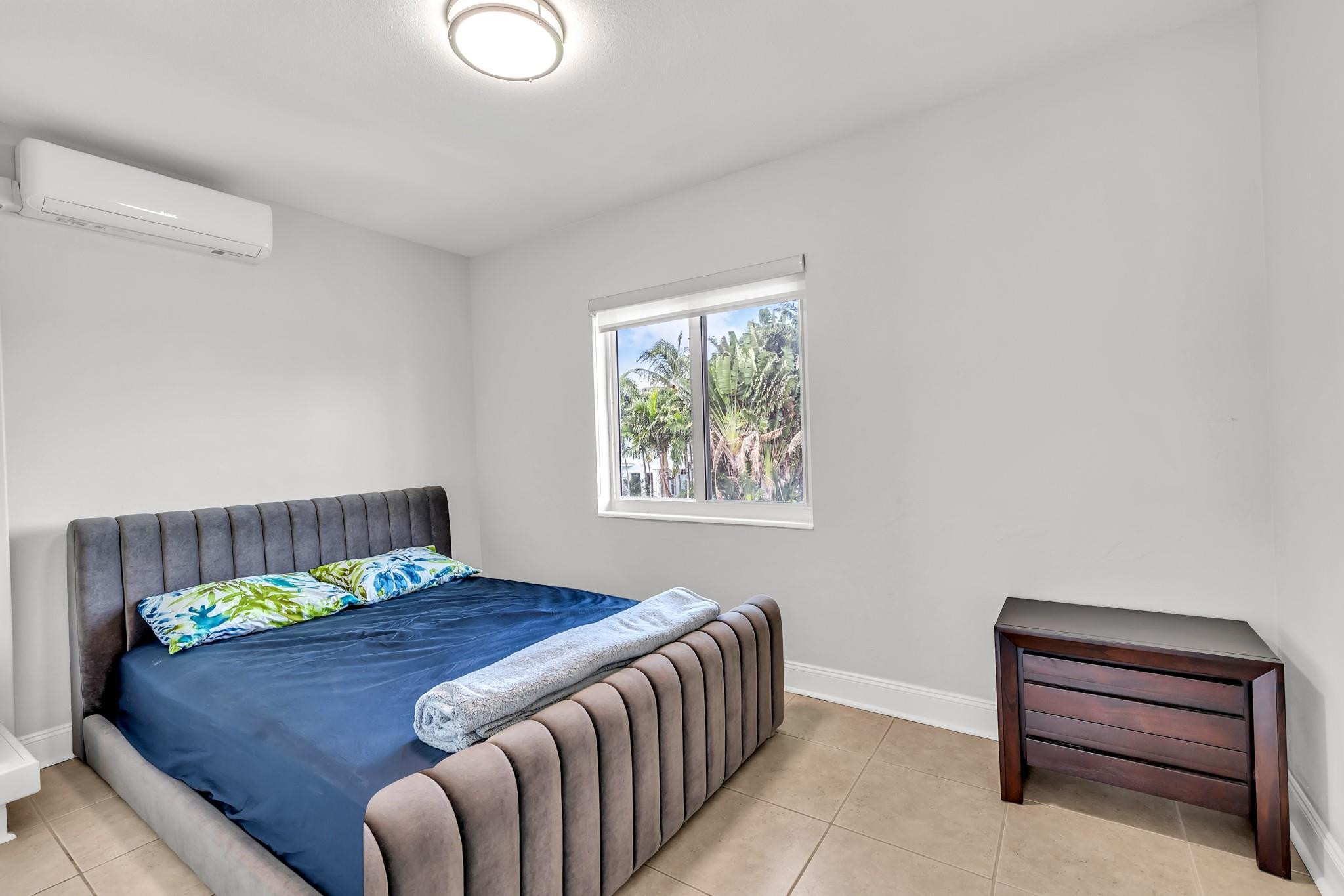 2812 NE 27th, Lighthouse Point FL 33064