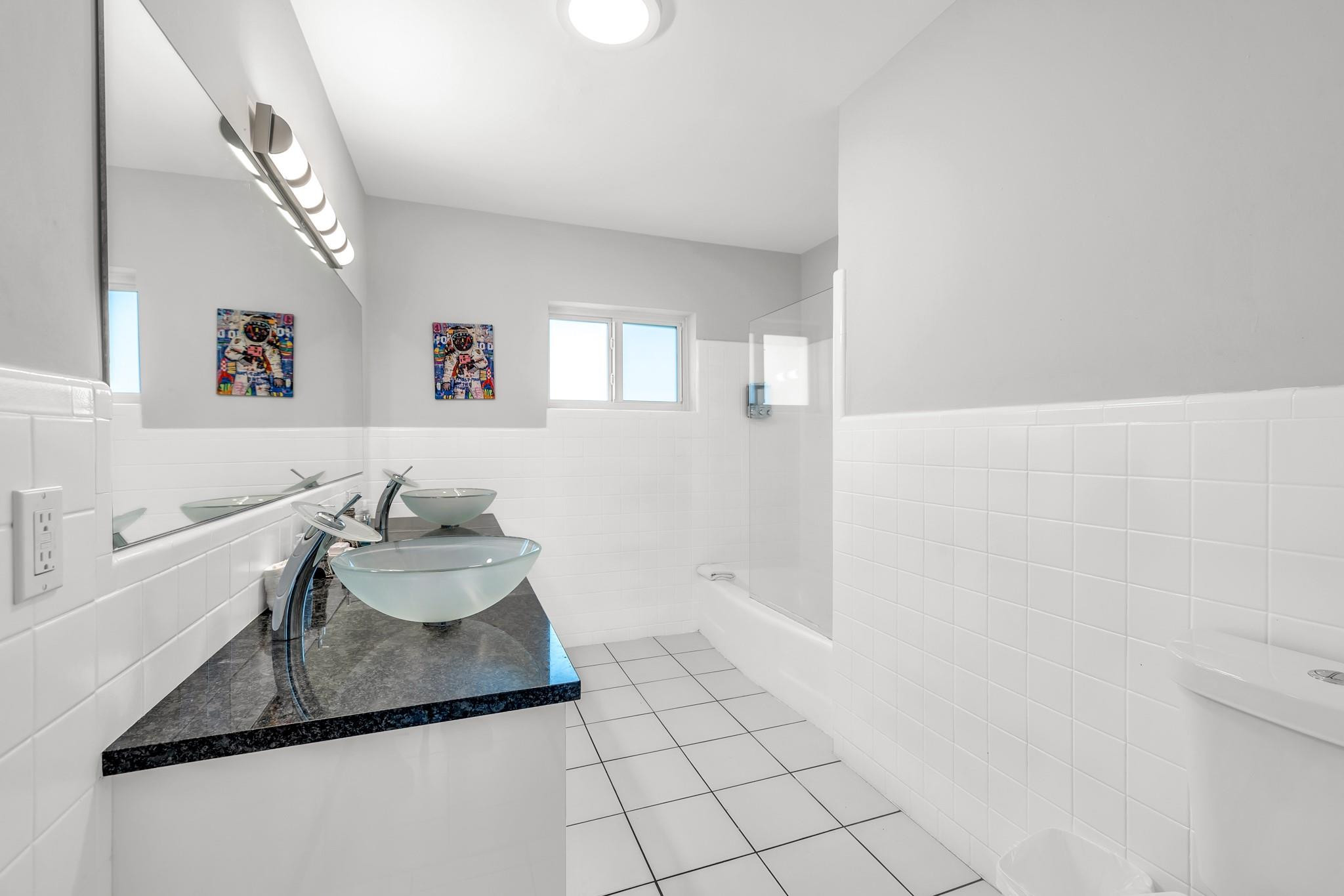 2812 NE 27th, Lighthouse Point FL 33064