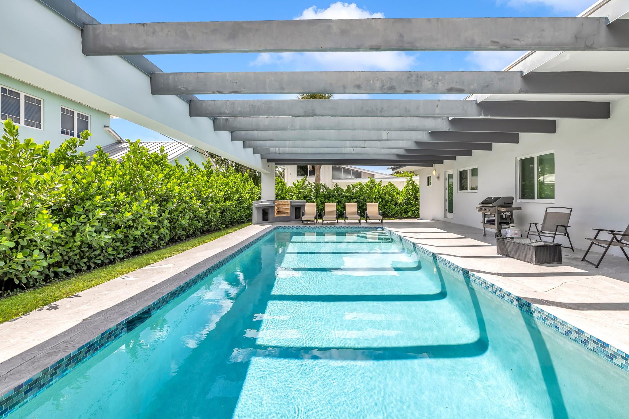 2812 NE 27th, Lighthouse Point FL 33064