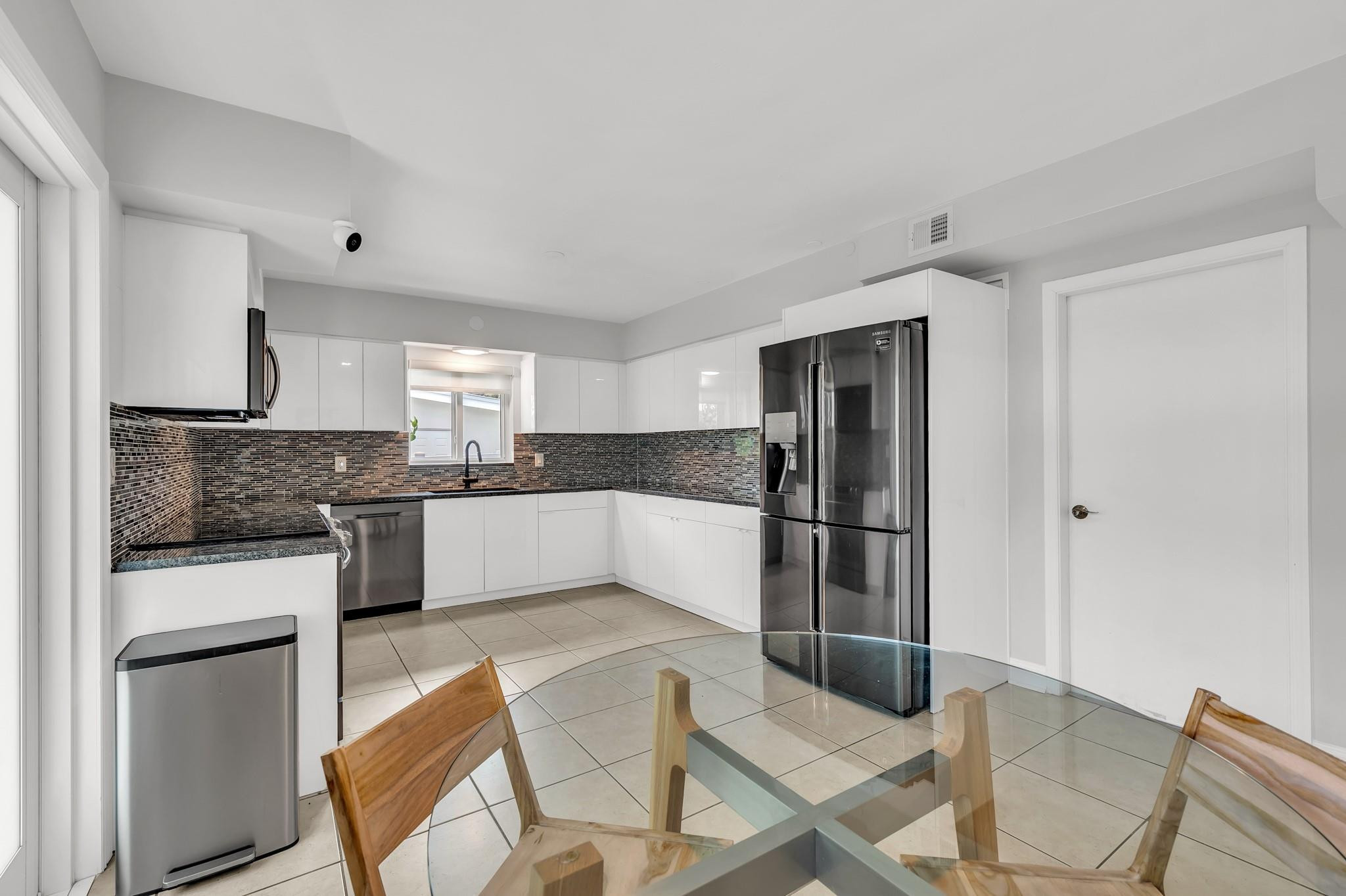 2812 NE 27th, Lighthouse Point FL 33064