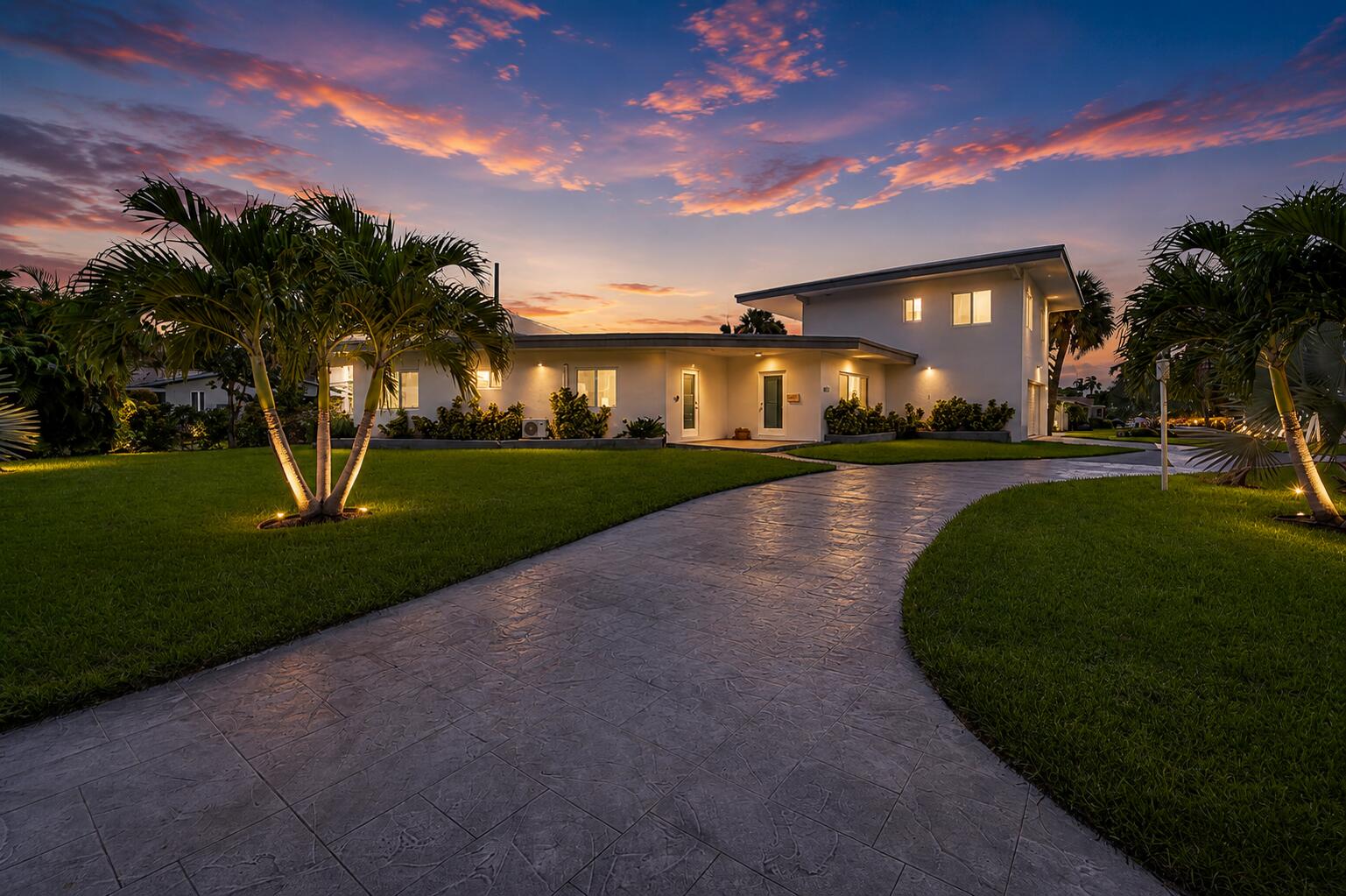 2812 NE 27th, Lighthouse Point FL 33064