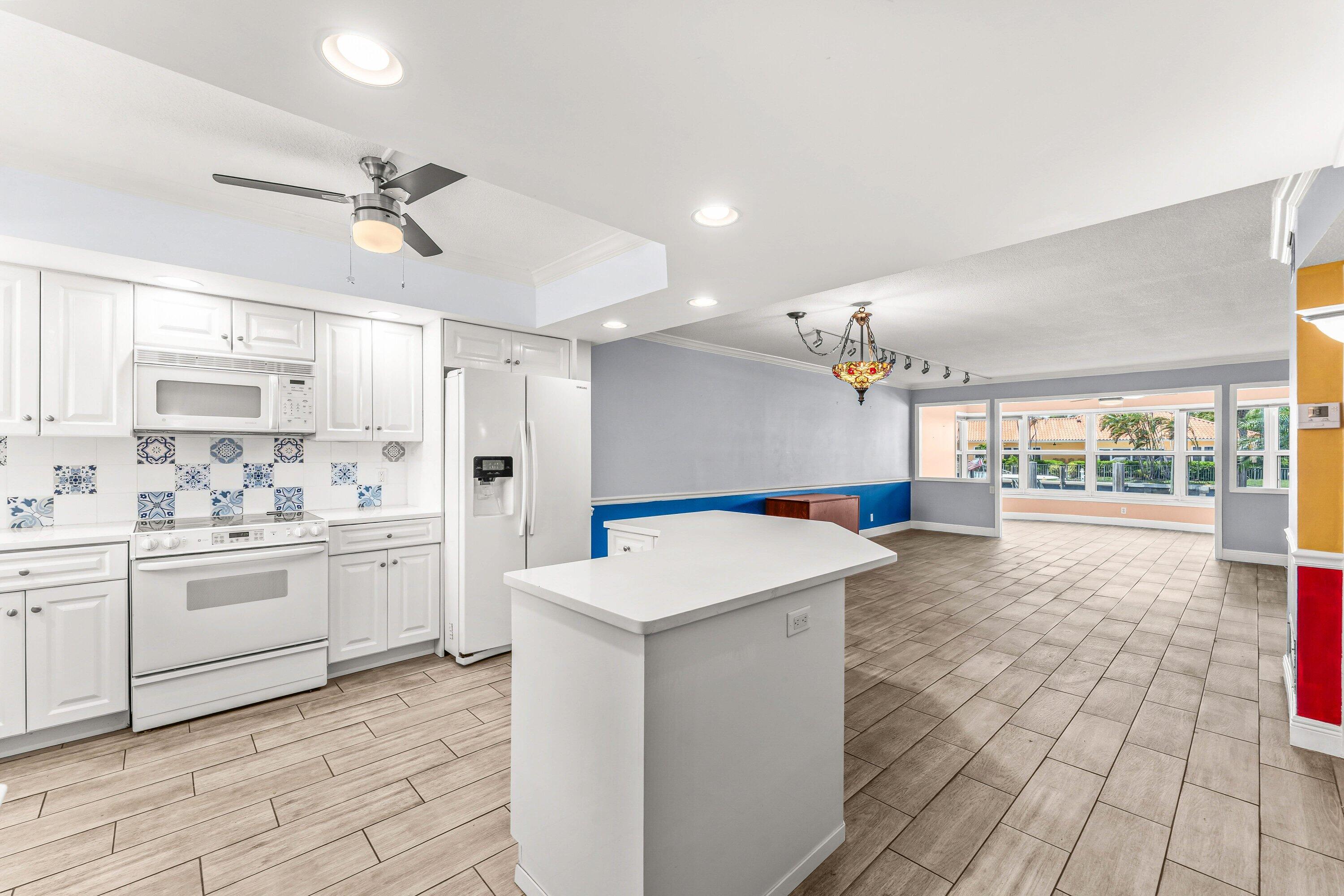 3031 NE 51st #106w, Fort Lauderdale FL 33308