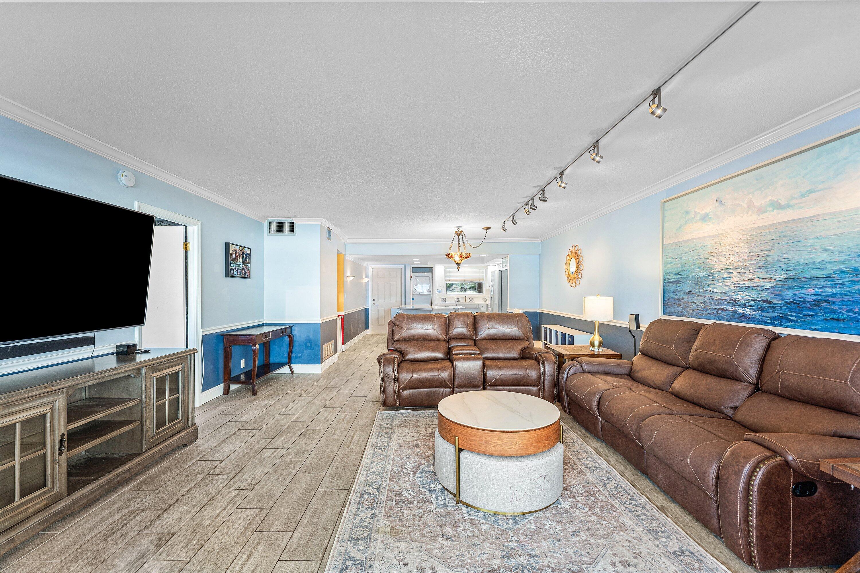 3031 NE 51st #106w, Fort Lauderdale FL 33308