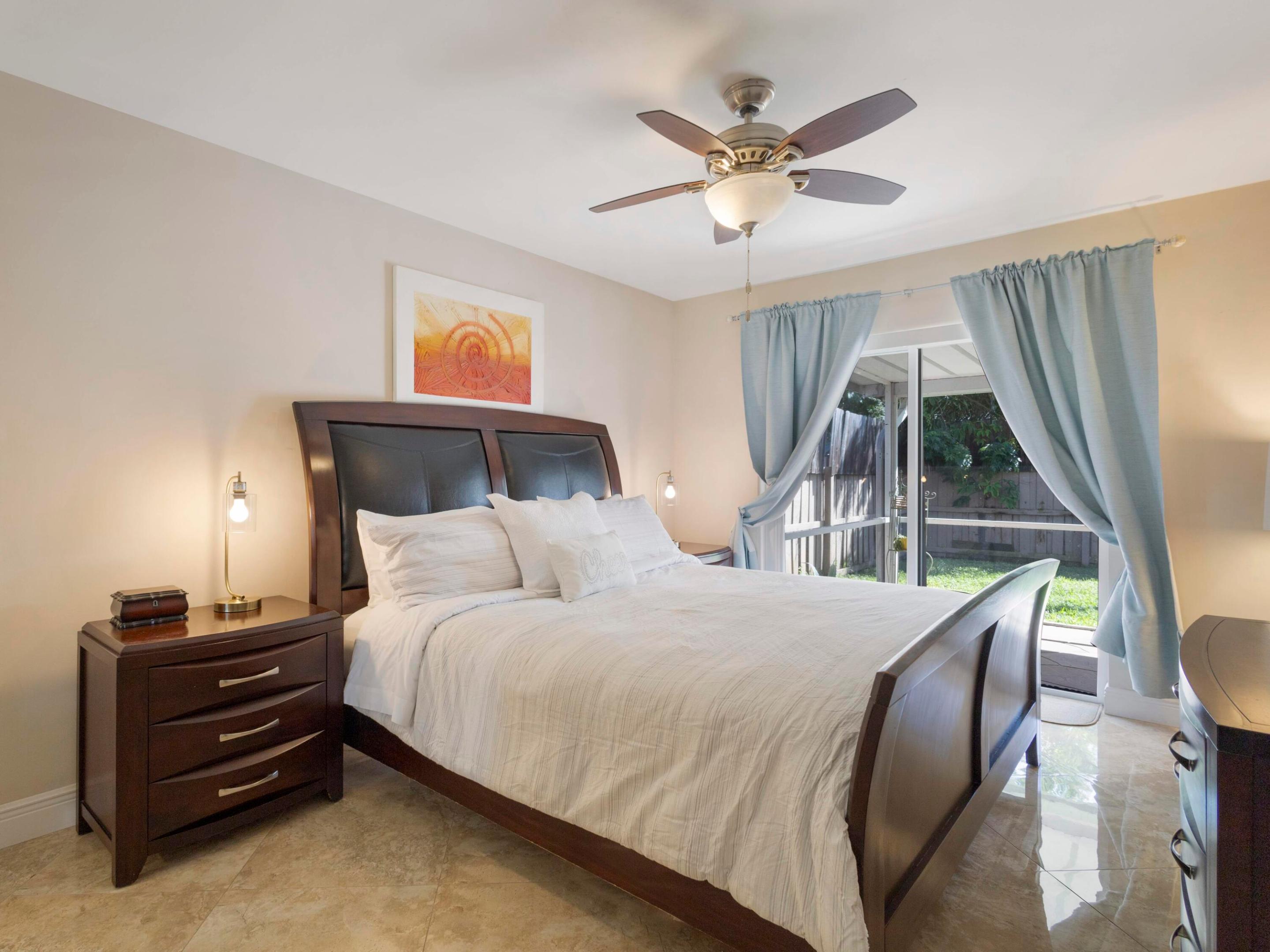 832 Green #1, West Palm Beach FL 33405