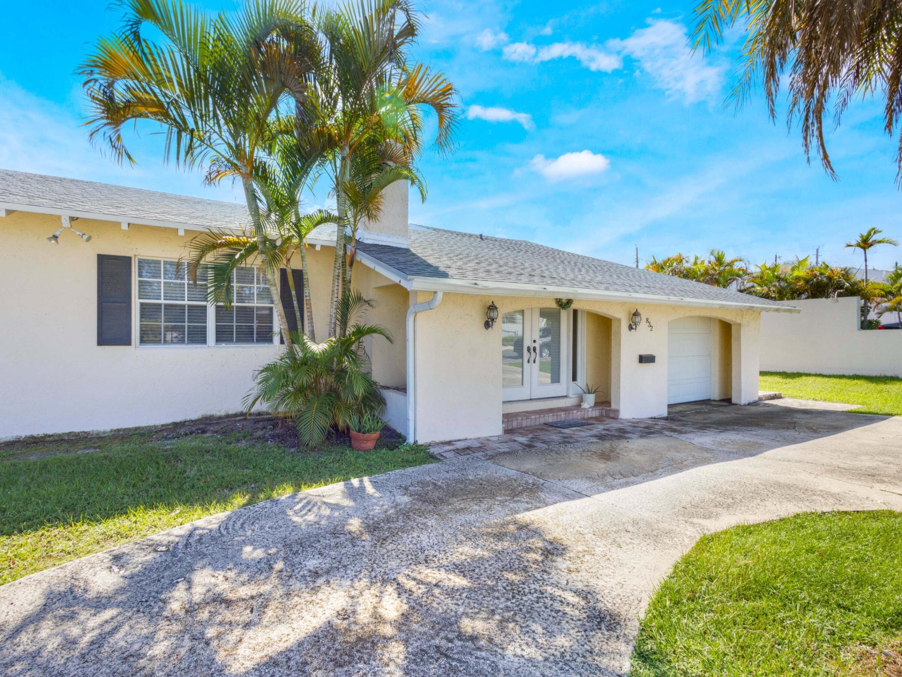 832 Green #1, West Palm Beach FL 33405