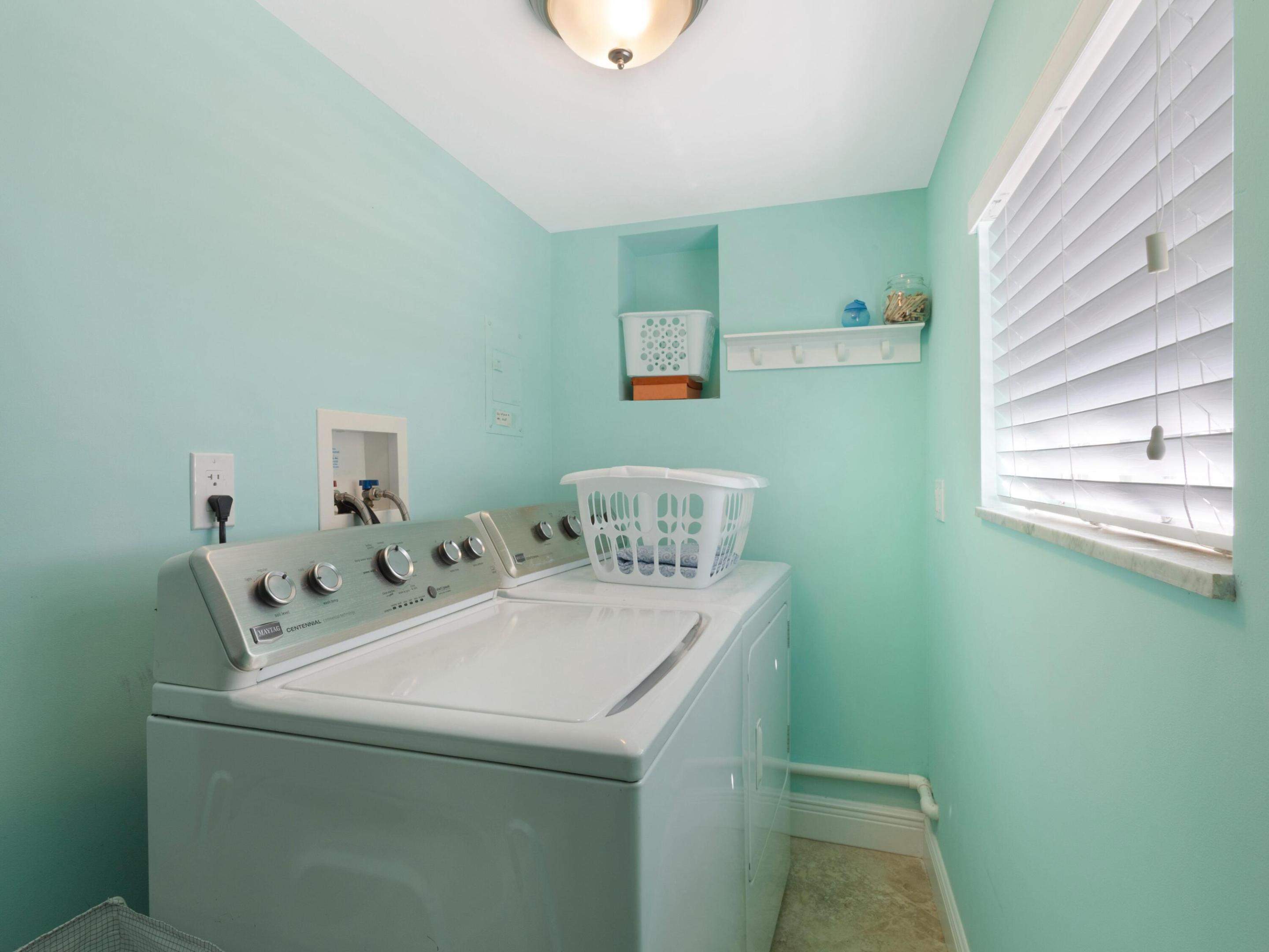 832 Green #1, West Palm Beach FL 33405