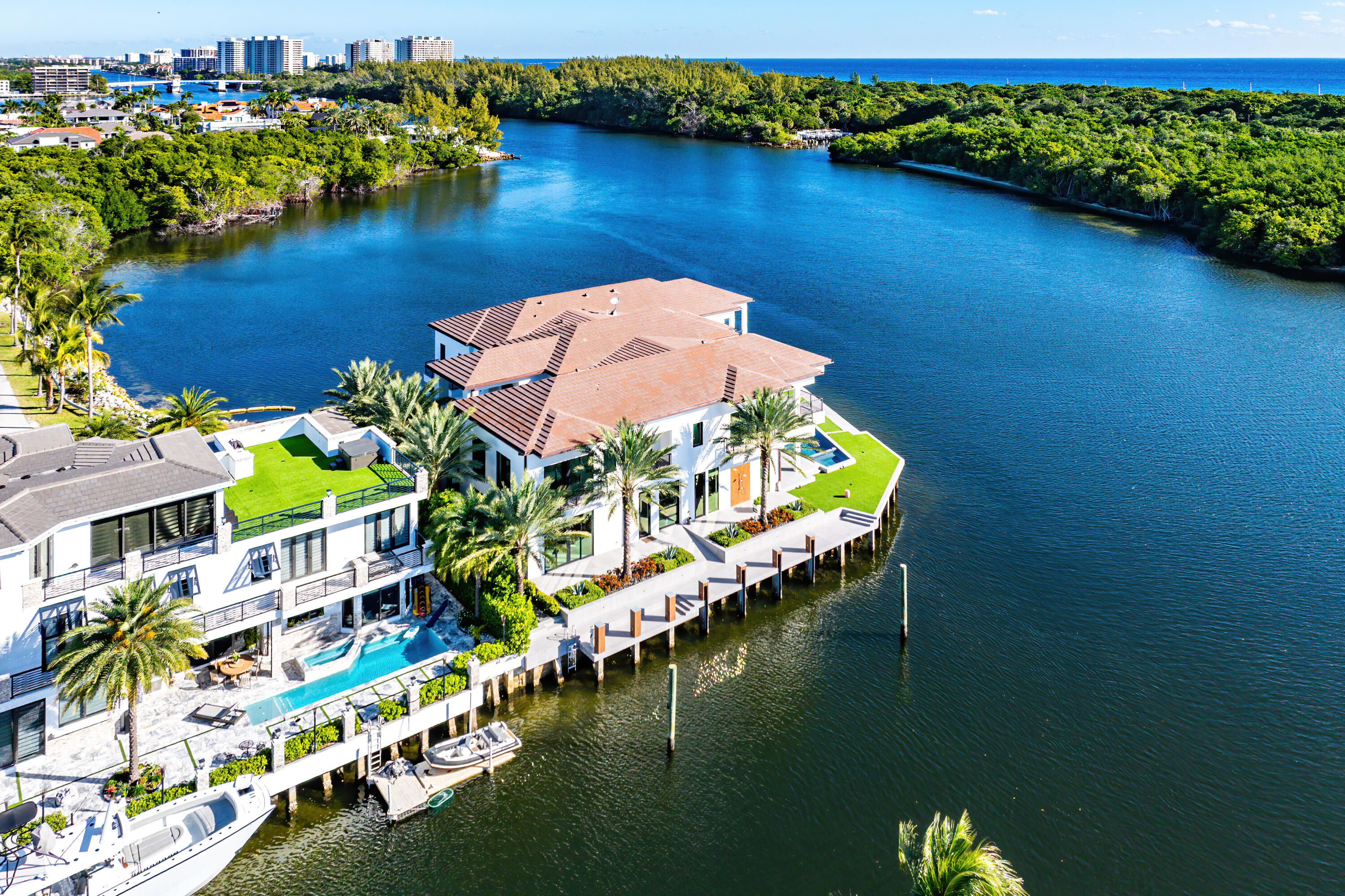 2934 NE 8th, Boca Raton FL 33431