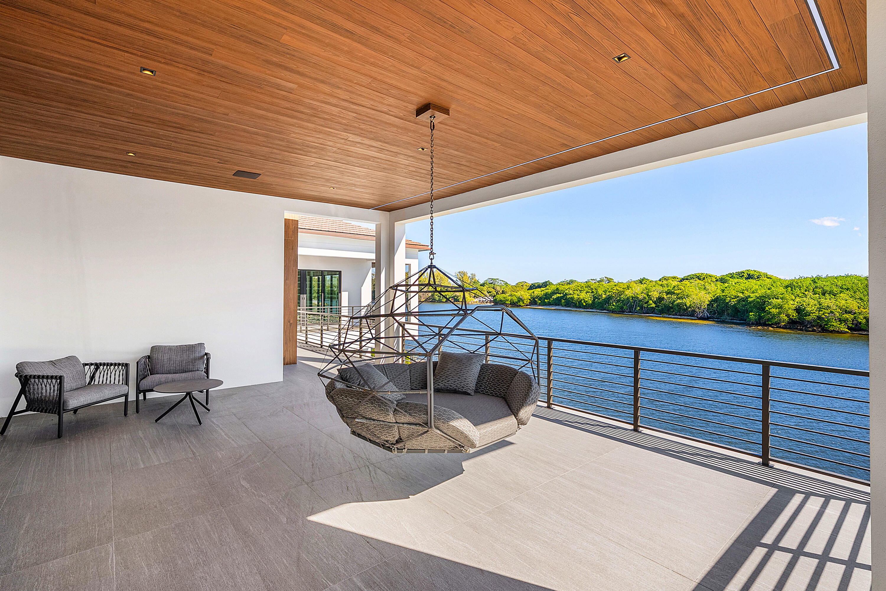 2934 NE 8th, Boca Raton FL 33431