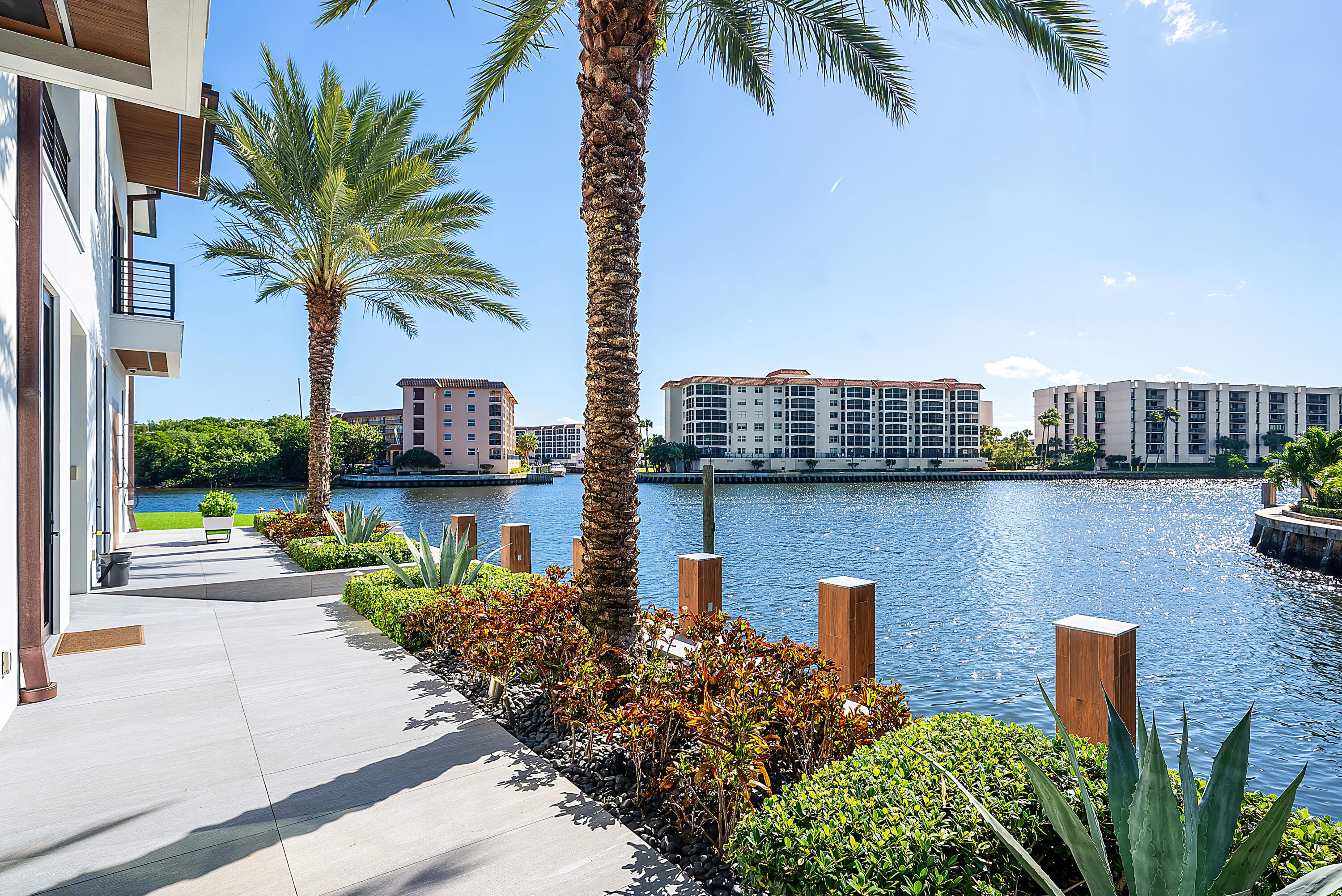 2934 NE 8th, Boca Raton FL 33431
