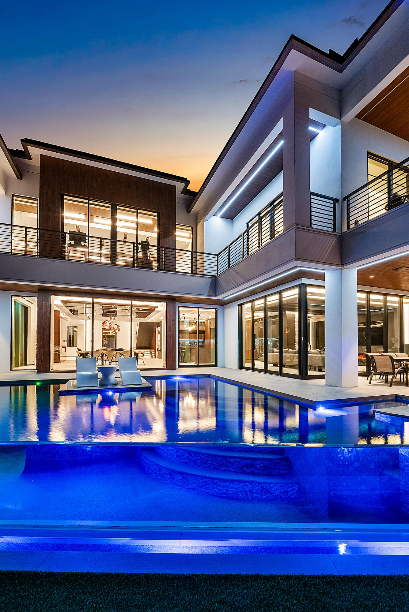 2934 NE 8th, Boca Raton FL 33431