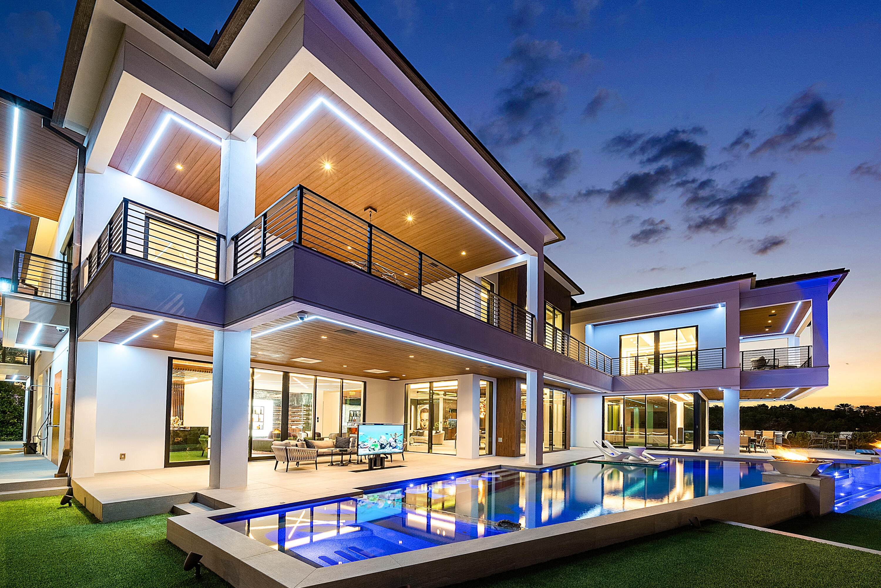 2934 NE 8th, Boca Raton FL 33431