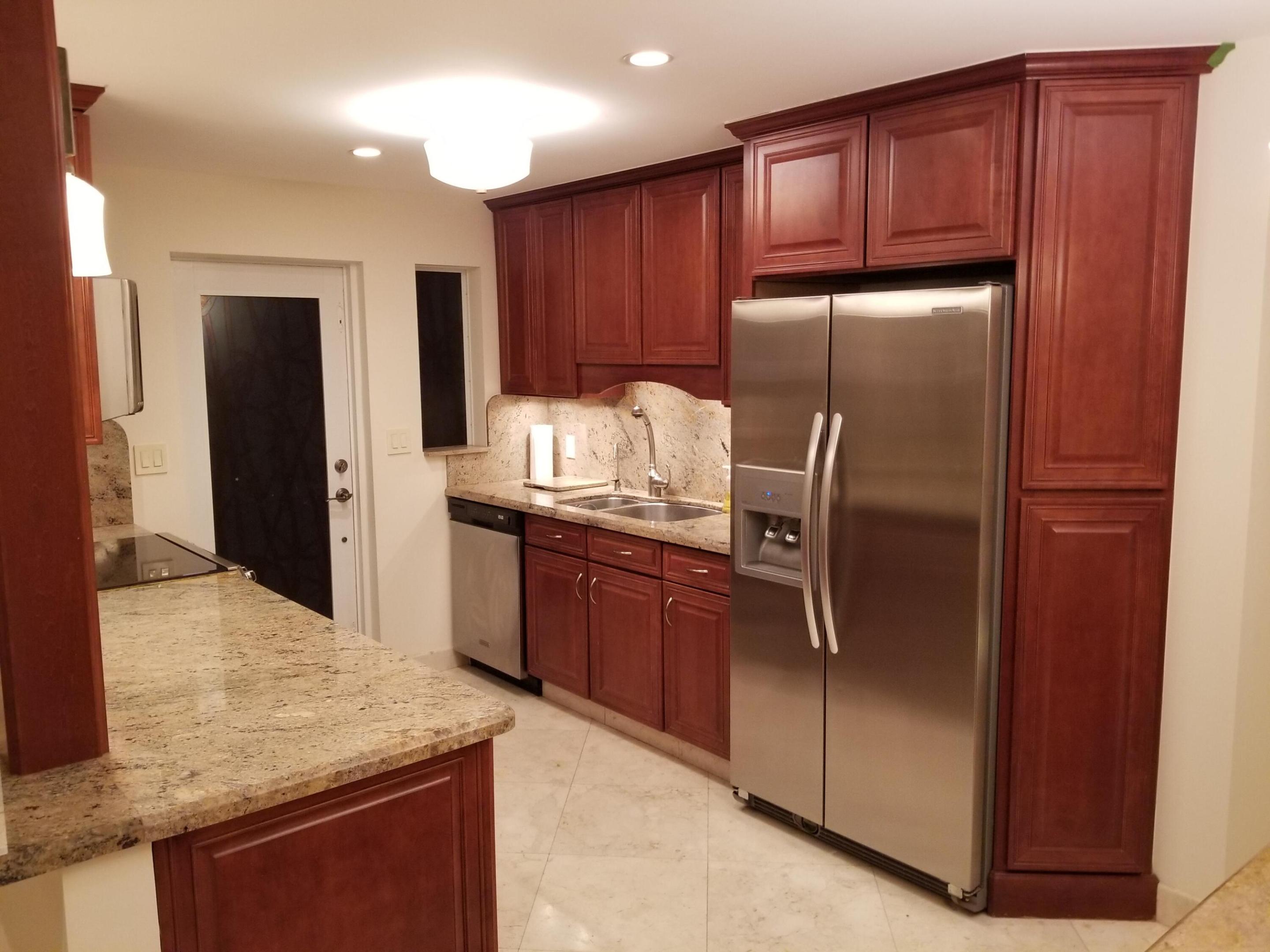 2857 NE 32nd #8, Fort Lauderdale FL 33306