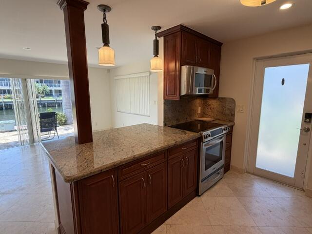 2857 NE 32nd #8, Fort Lauderdale FL 33306