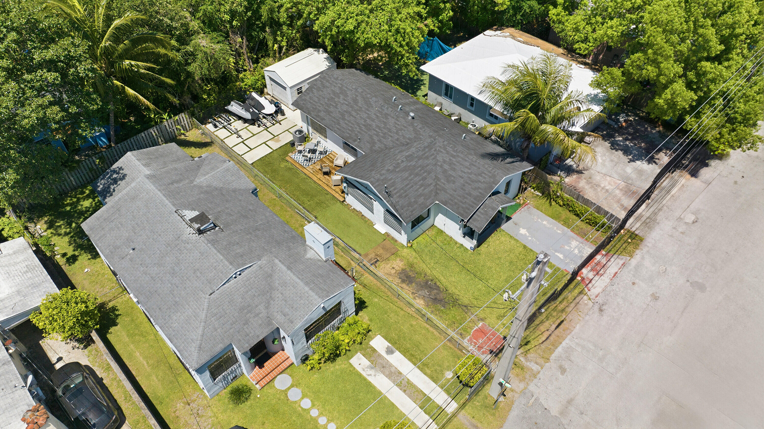 7700 NE 1st, Miami FL 33138