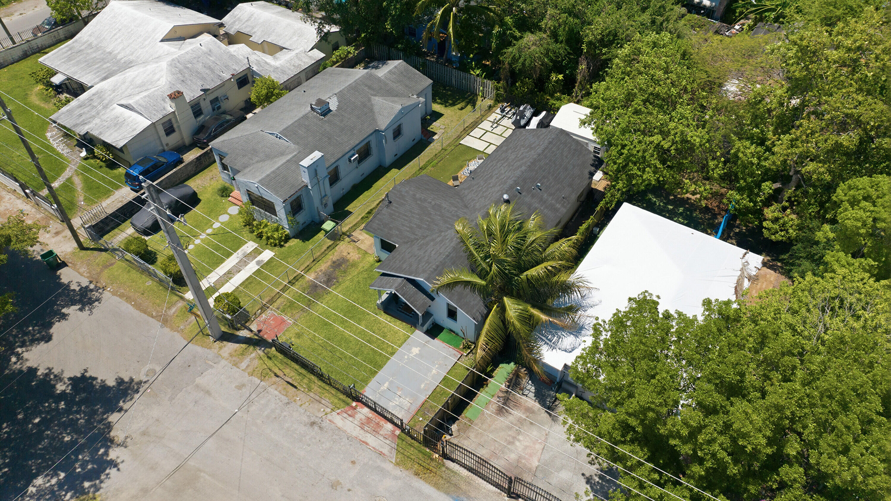7700 NE 1st, Miami FL 33138