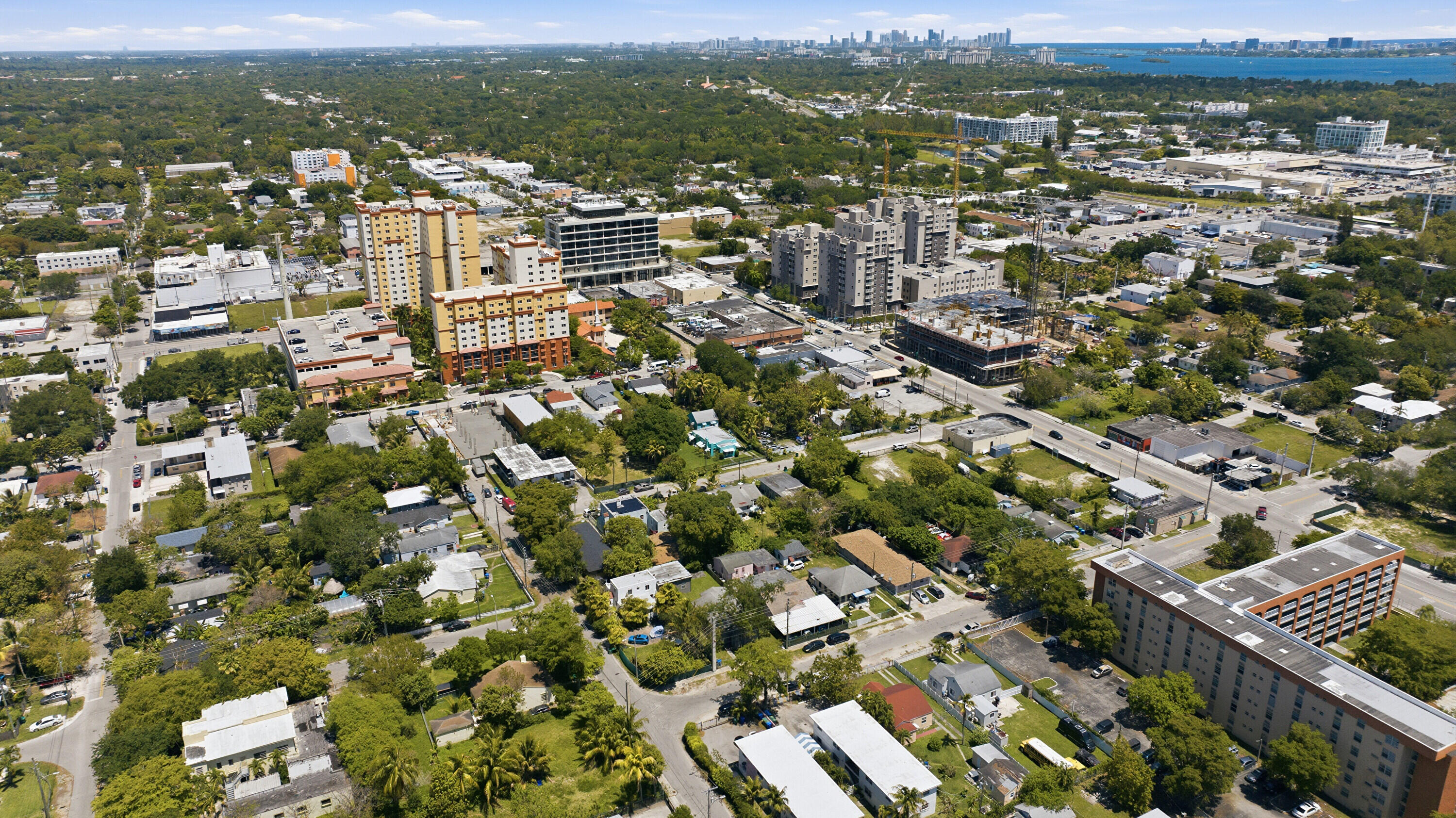 7700 NE 1st, Miami FL 33138