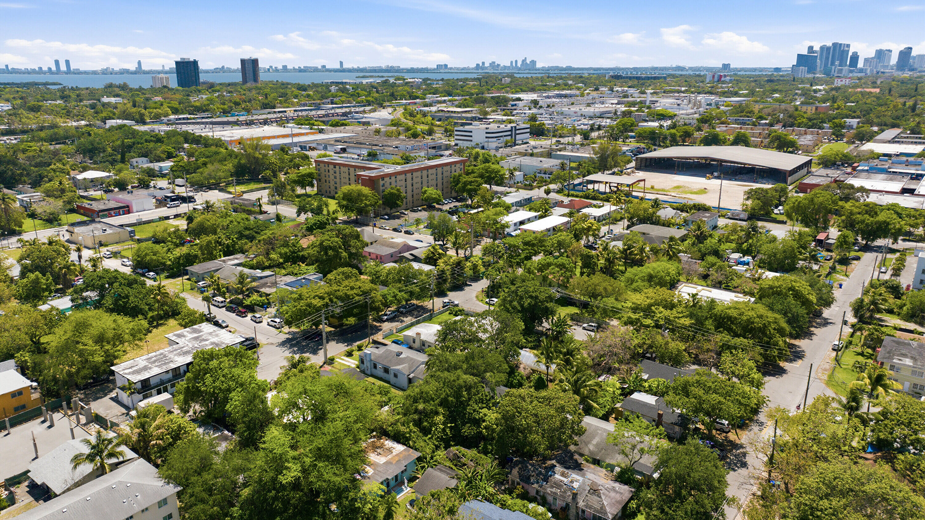 7700 NE 1st, Miami FL 33138