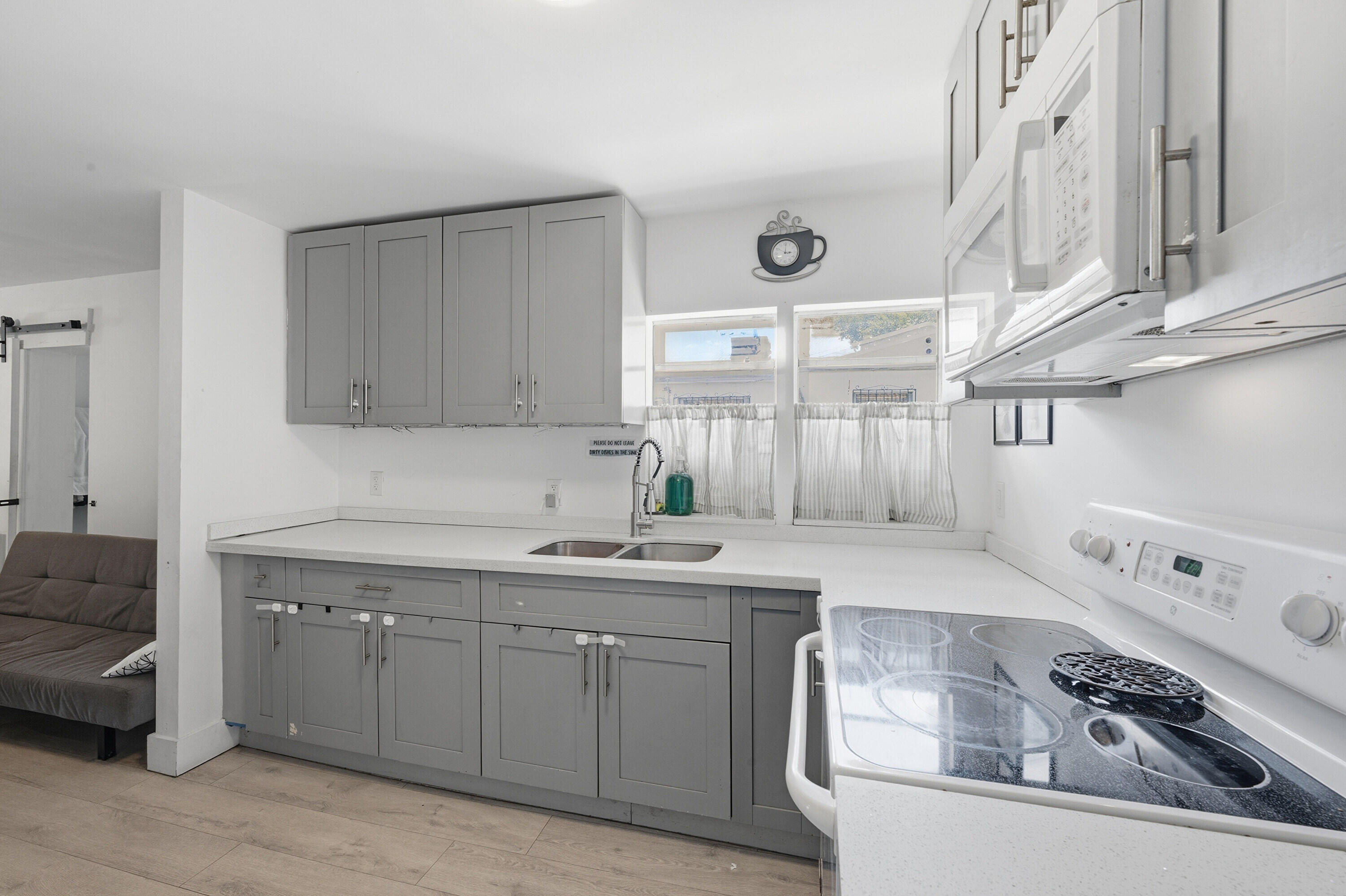 7700 NE 1st, Miami FL 33138