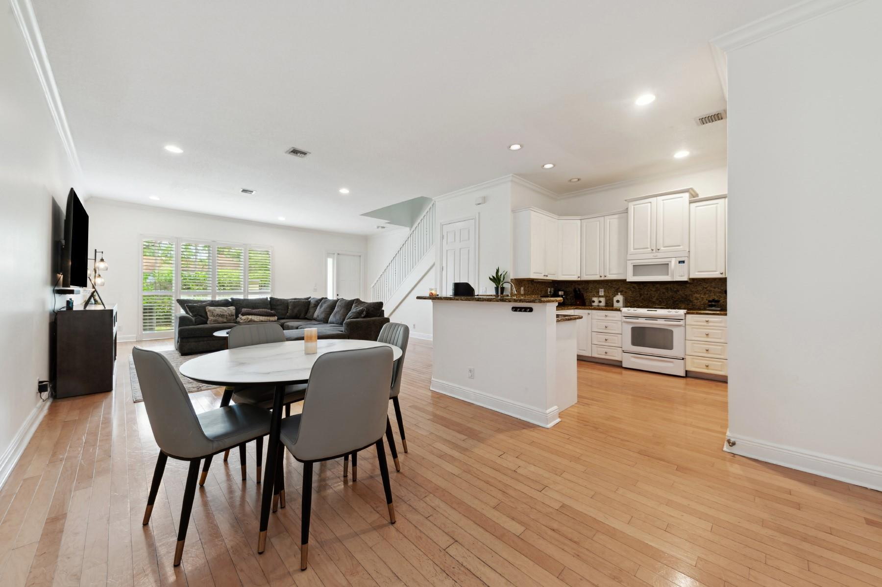 1416 NE 4th #1416, Fort Lauderdale FL 33301