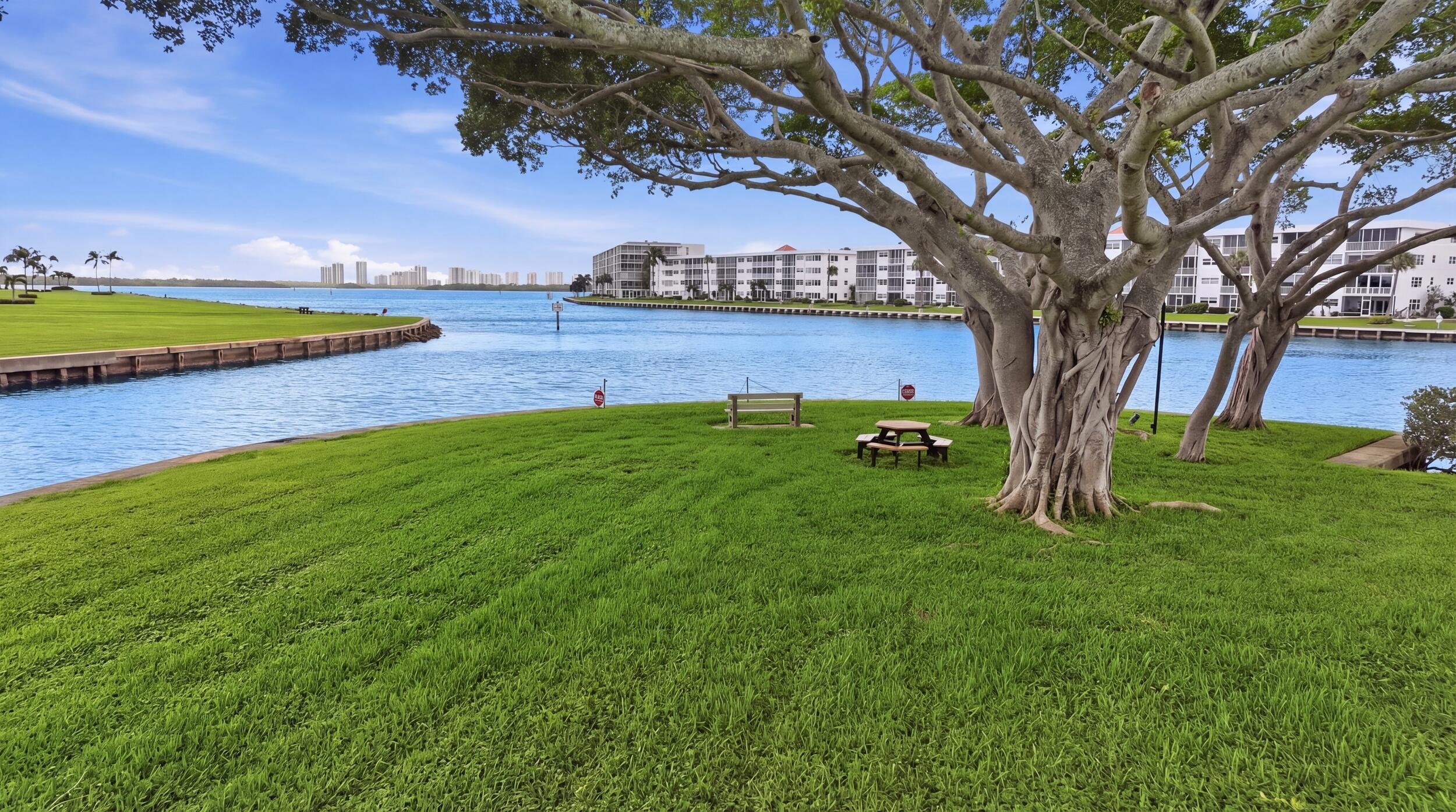 1109 E Marine Way #L4r, North Palm Beach FL 33408