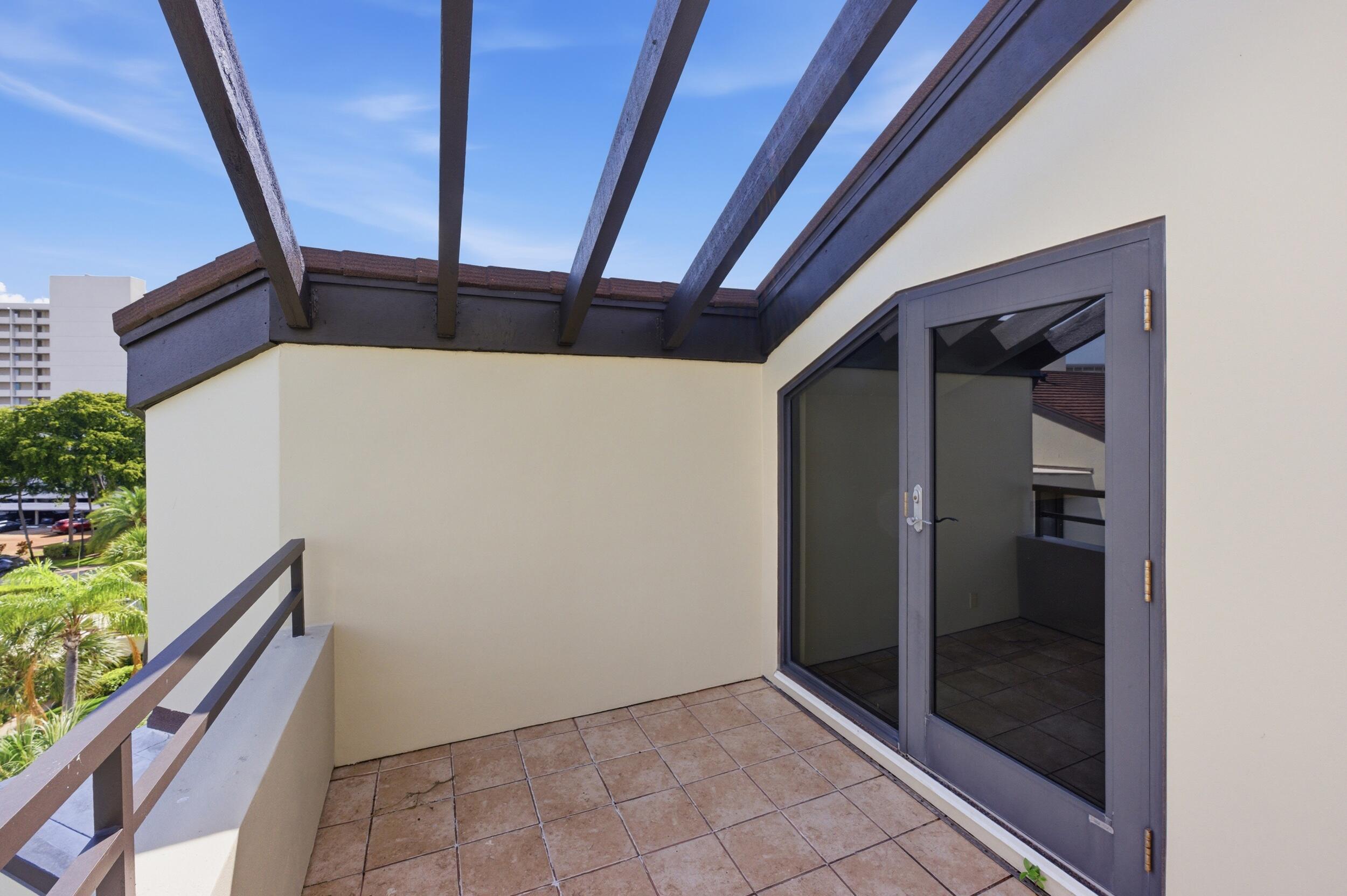 1109 E Marine Way #L4r, North Palm Beach FL 33408