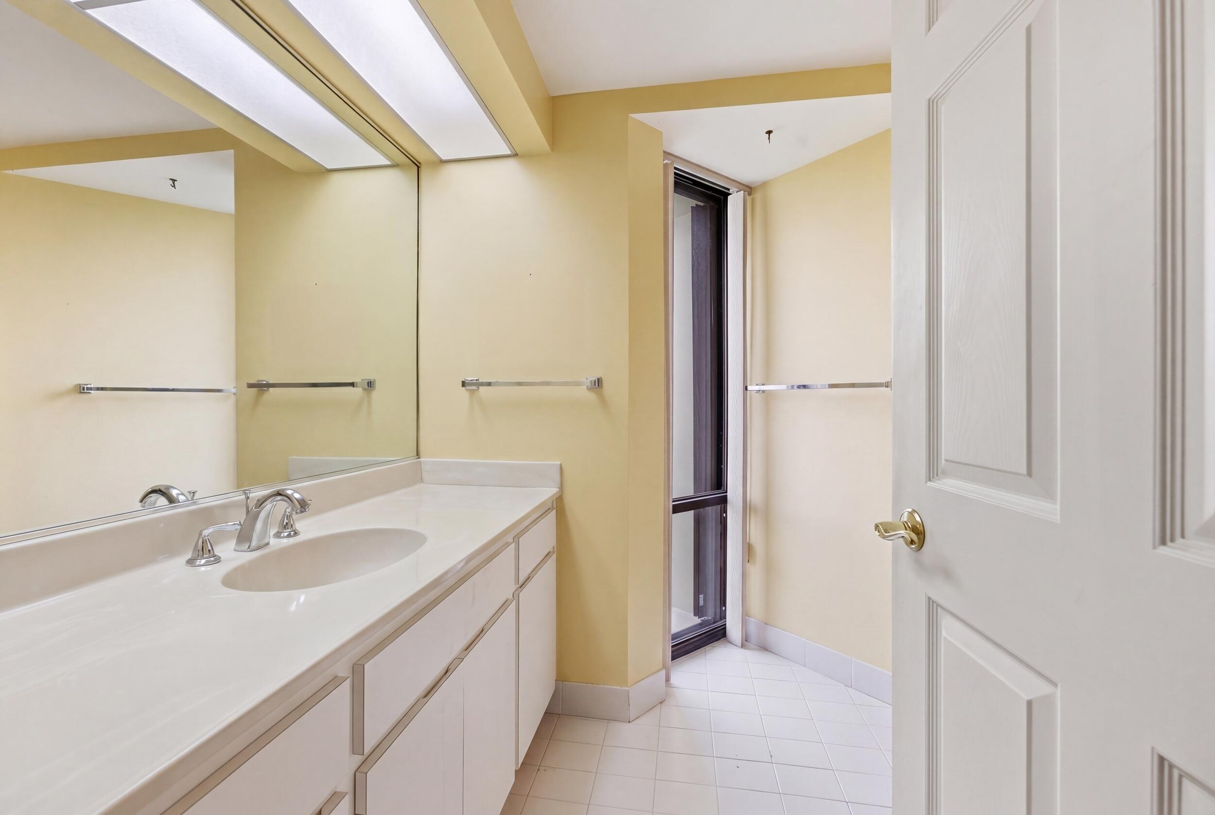 1109 E Marine Way #L4r, North Palm Beach FL 33408
