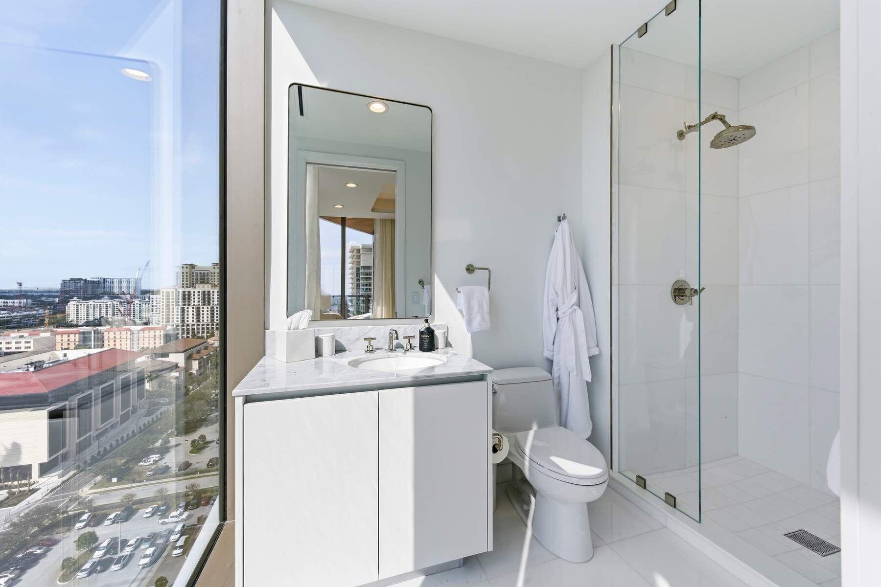 1333 S Flagler #1702, West Palm Beach FL 33401