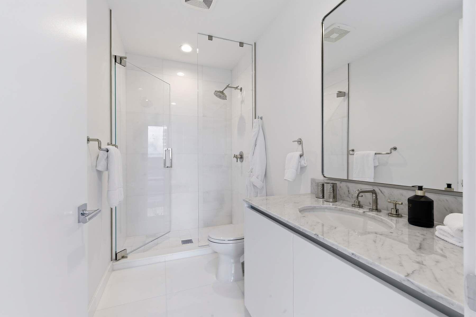 1333 S Flagler #1702, West Palm Beach FL 33401