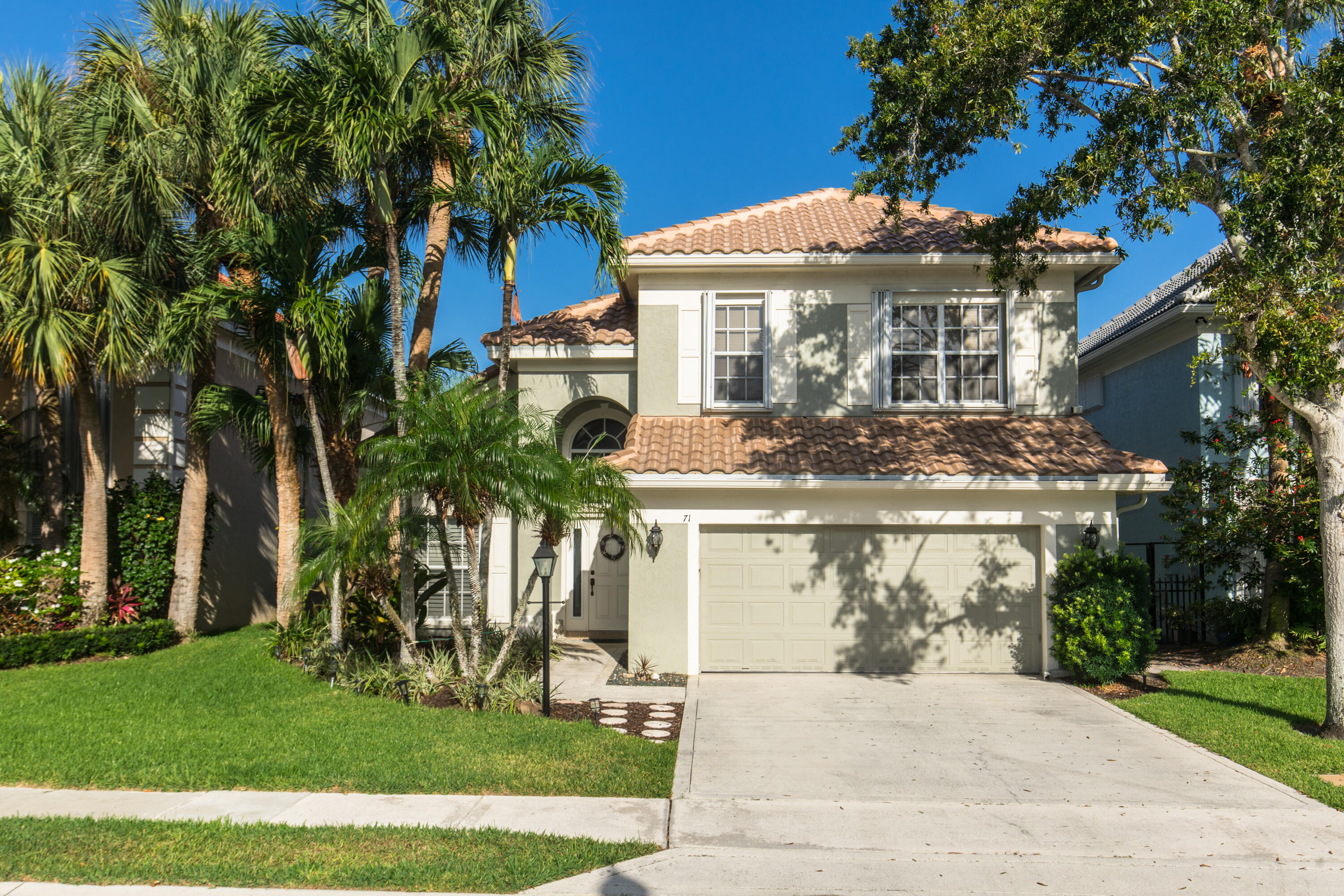 71 Princewood, Palm Beach Gardens FL 33410