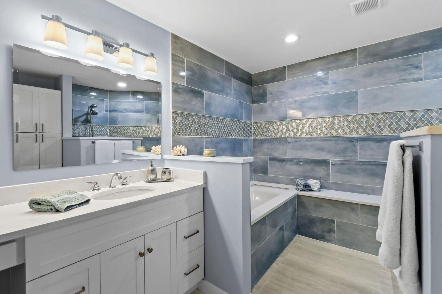 252 Legendary, Palm Beach Gardens FL 33418