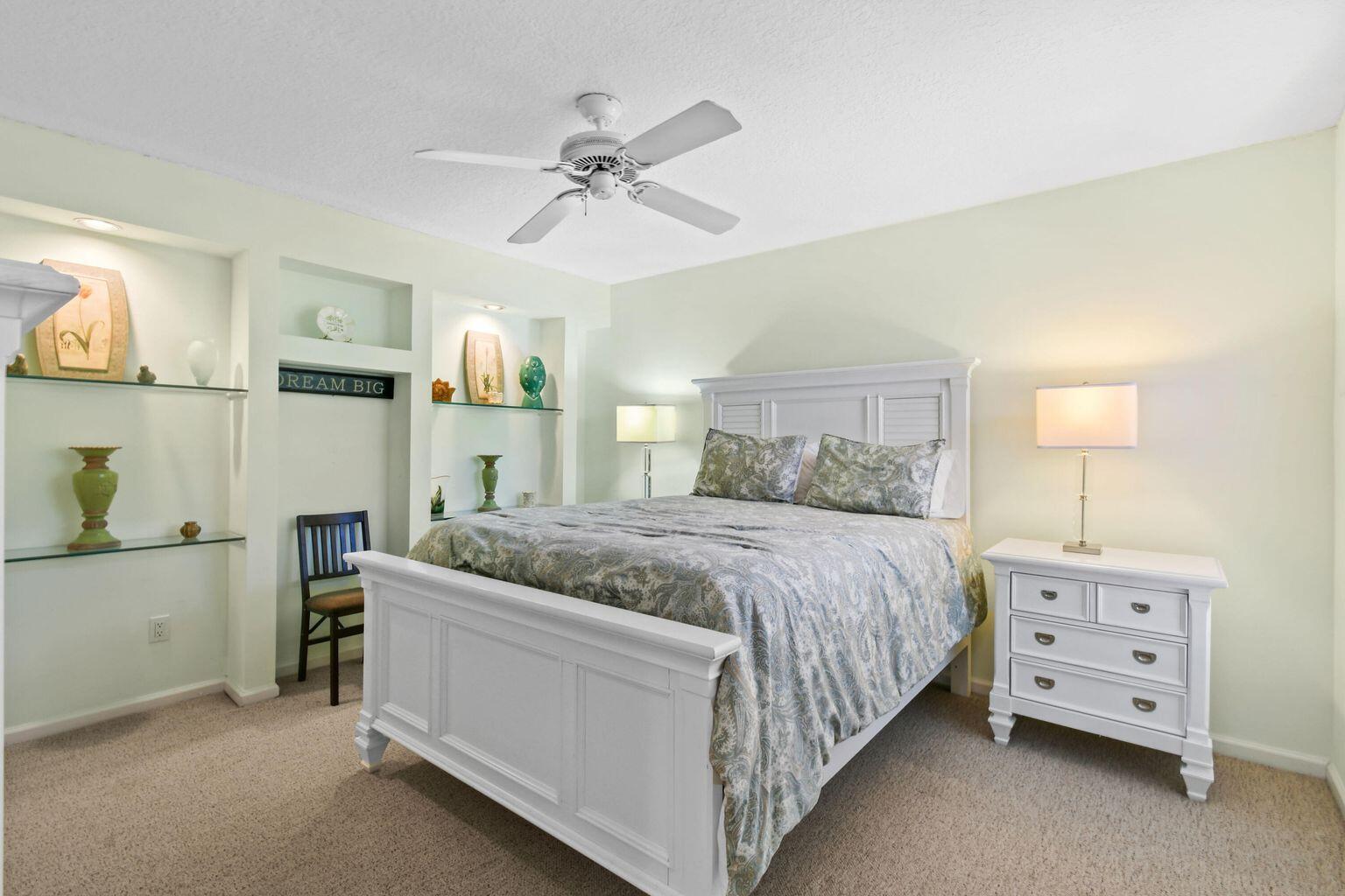 252 Legendary, Palm Beach Gardens FL 33418