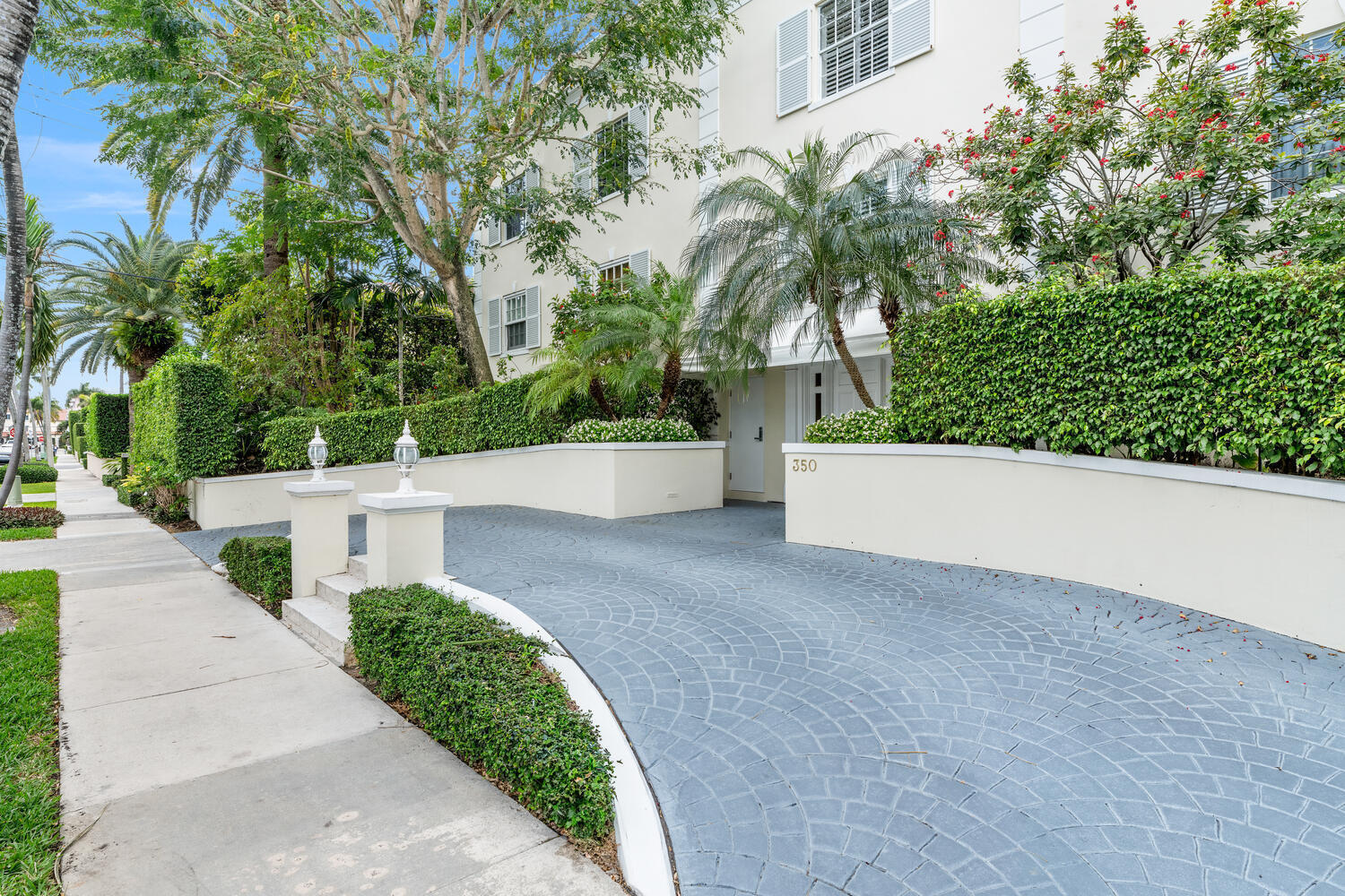 350 Cocoanut Row #3a, Palm Beach FL 33480