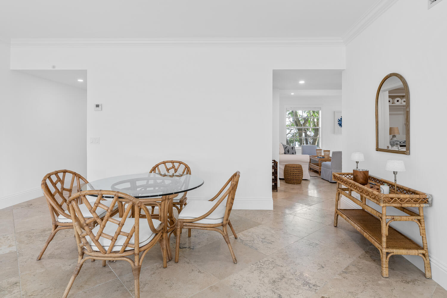 350 Cocoanut Row #3a, Palm Beach FL 33480