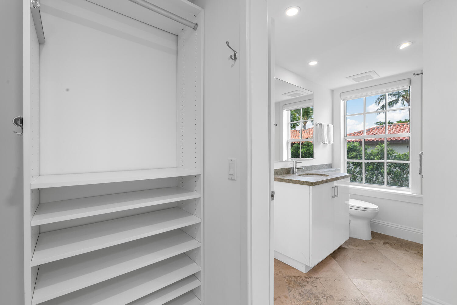350 Cocoanut Row #3a, Palm Beach FL 33480