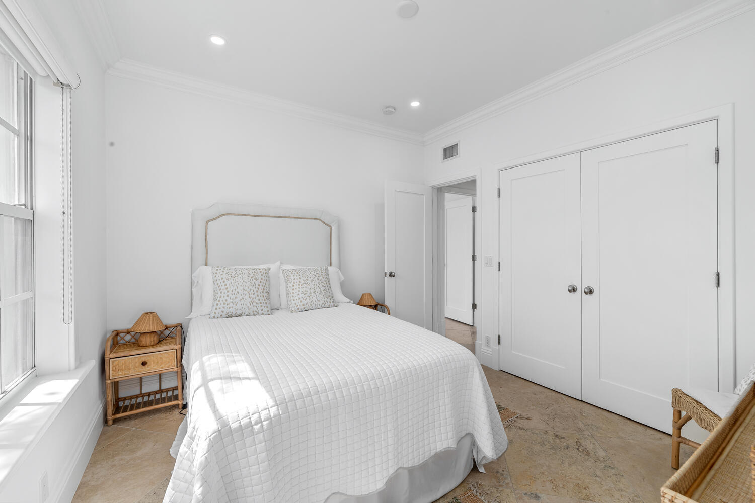 350 Cocoanut Row #3a, Palm Beach FL 33480