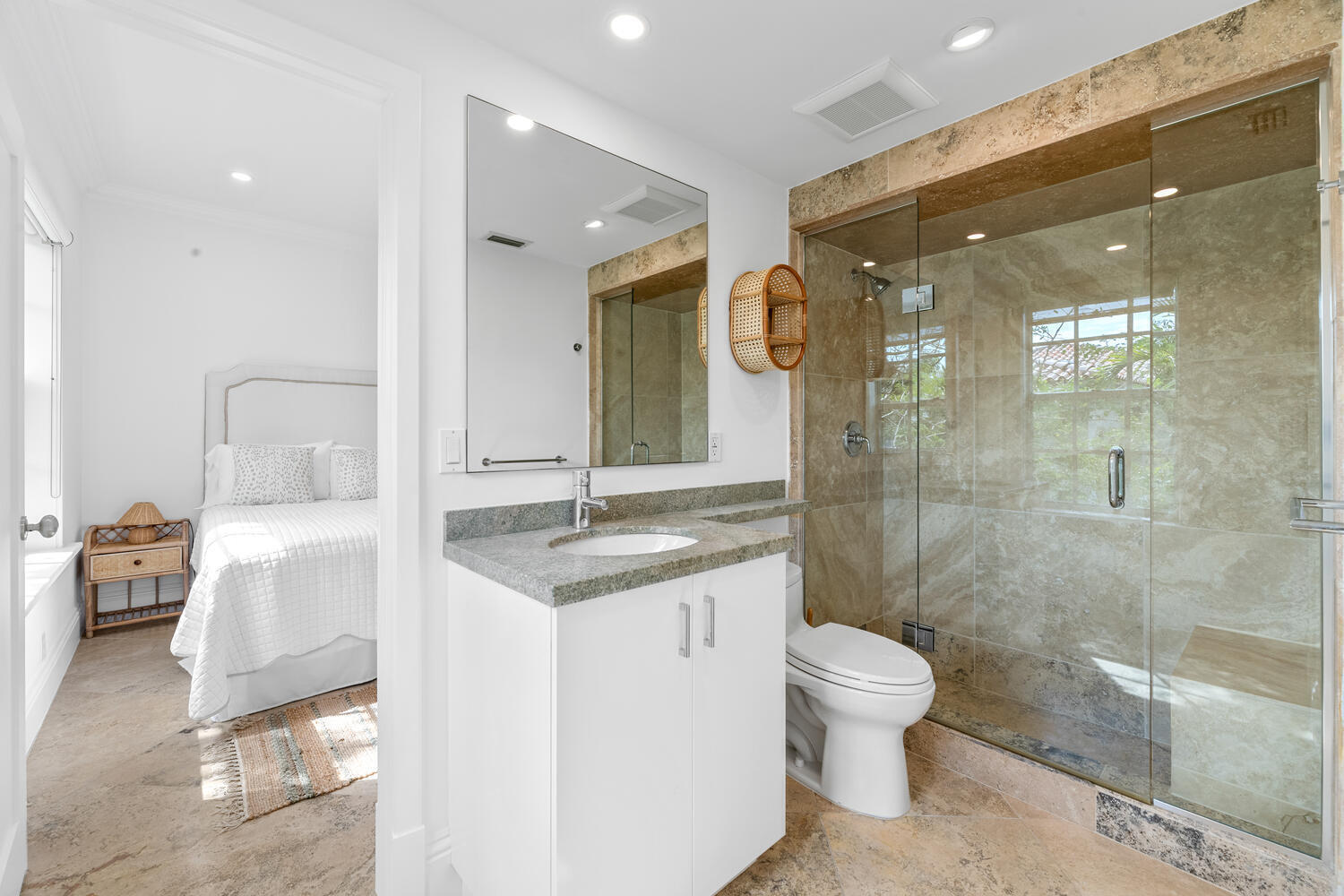 350 Cocoanut Row #3a, Palm Beach FL 33480