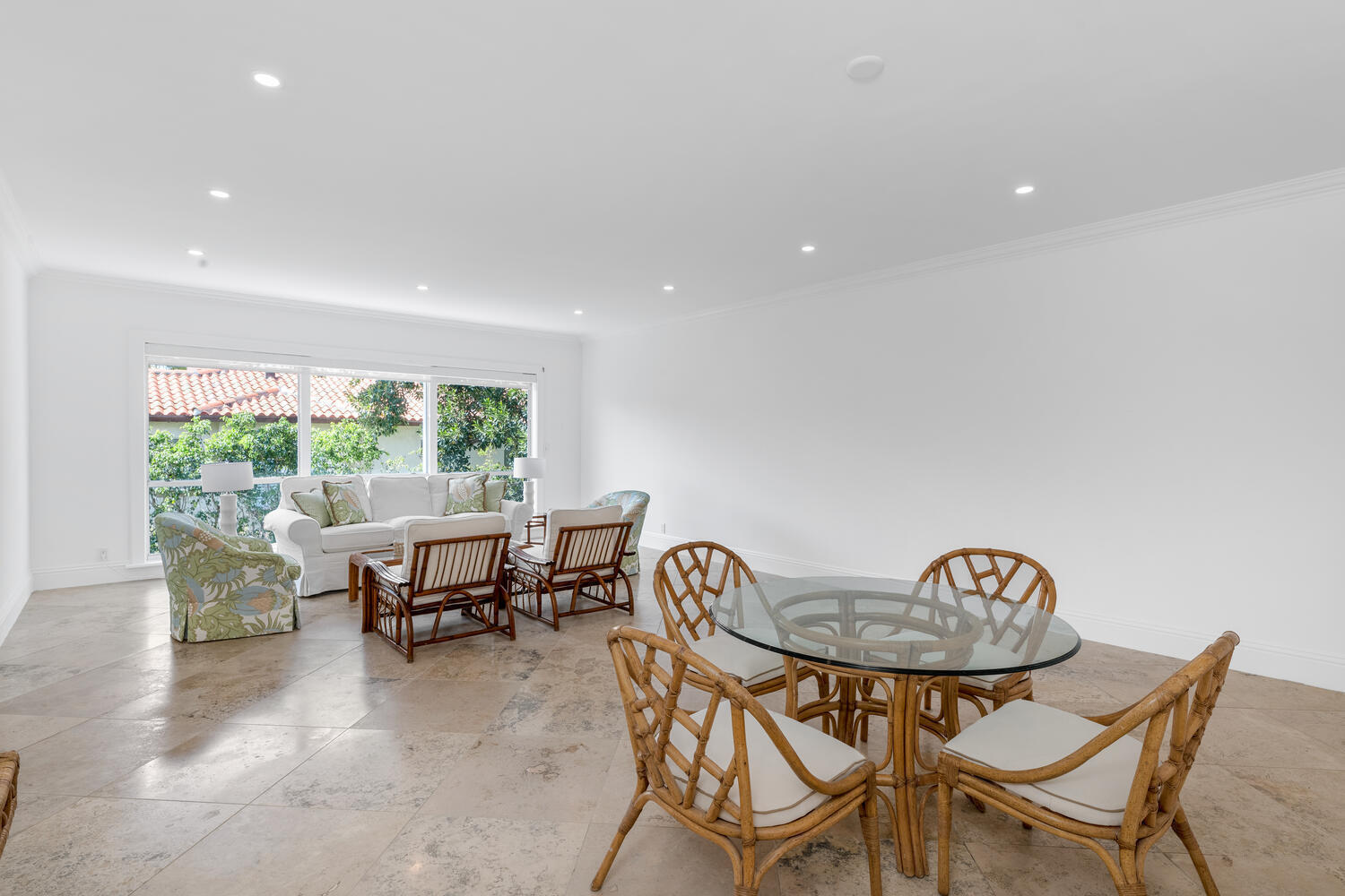 350 Cocoanut Row #3a, Palm Beach FL 33480