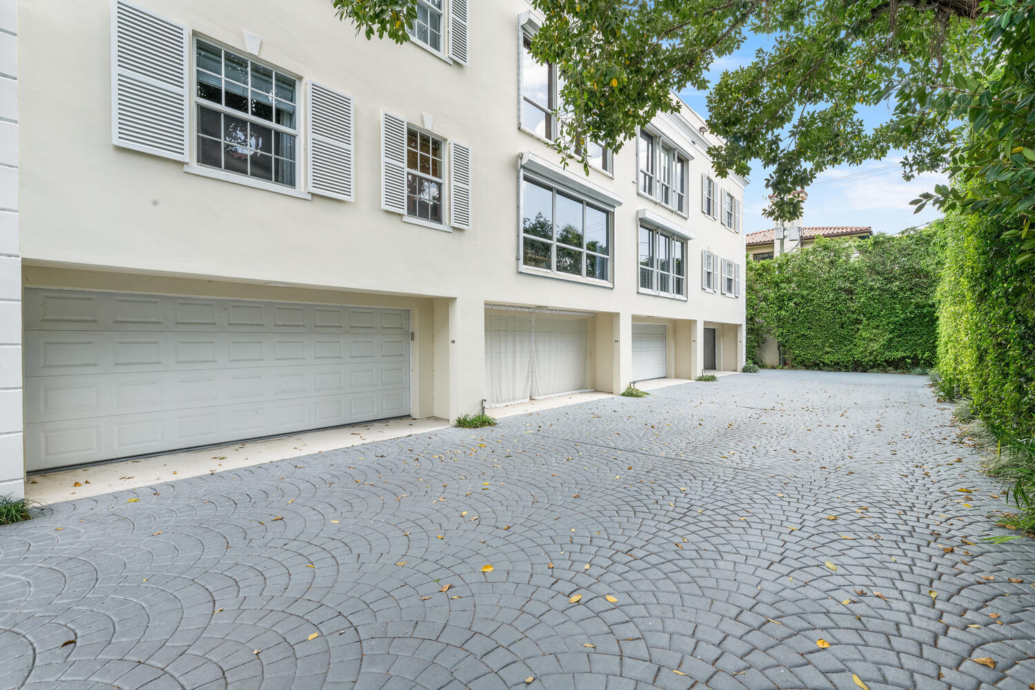 350 Cocoanut Row #3a, Palm Beach FL 33480