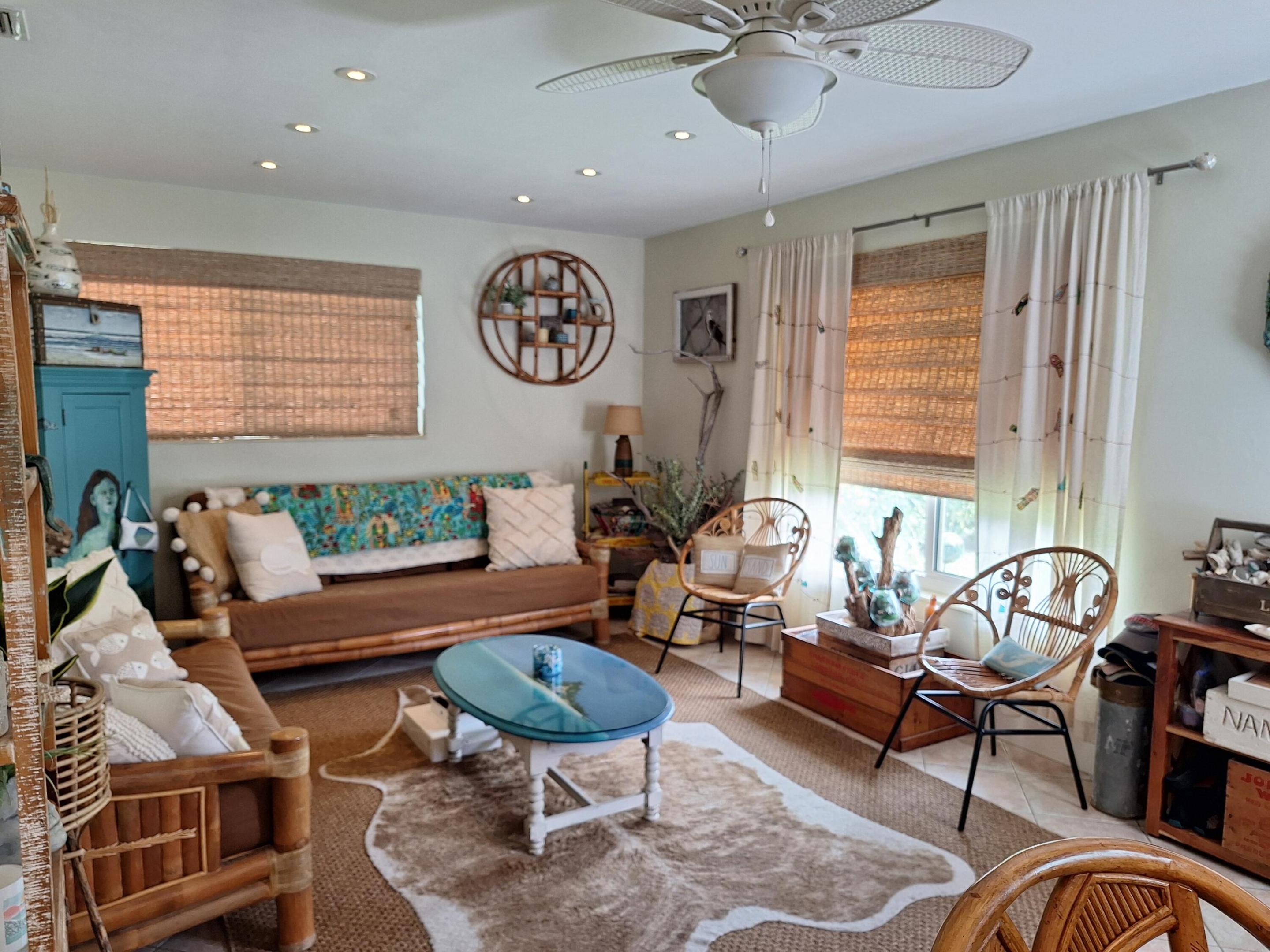 217 SE 2nd, Boynton Beach FL 33435