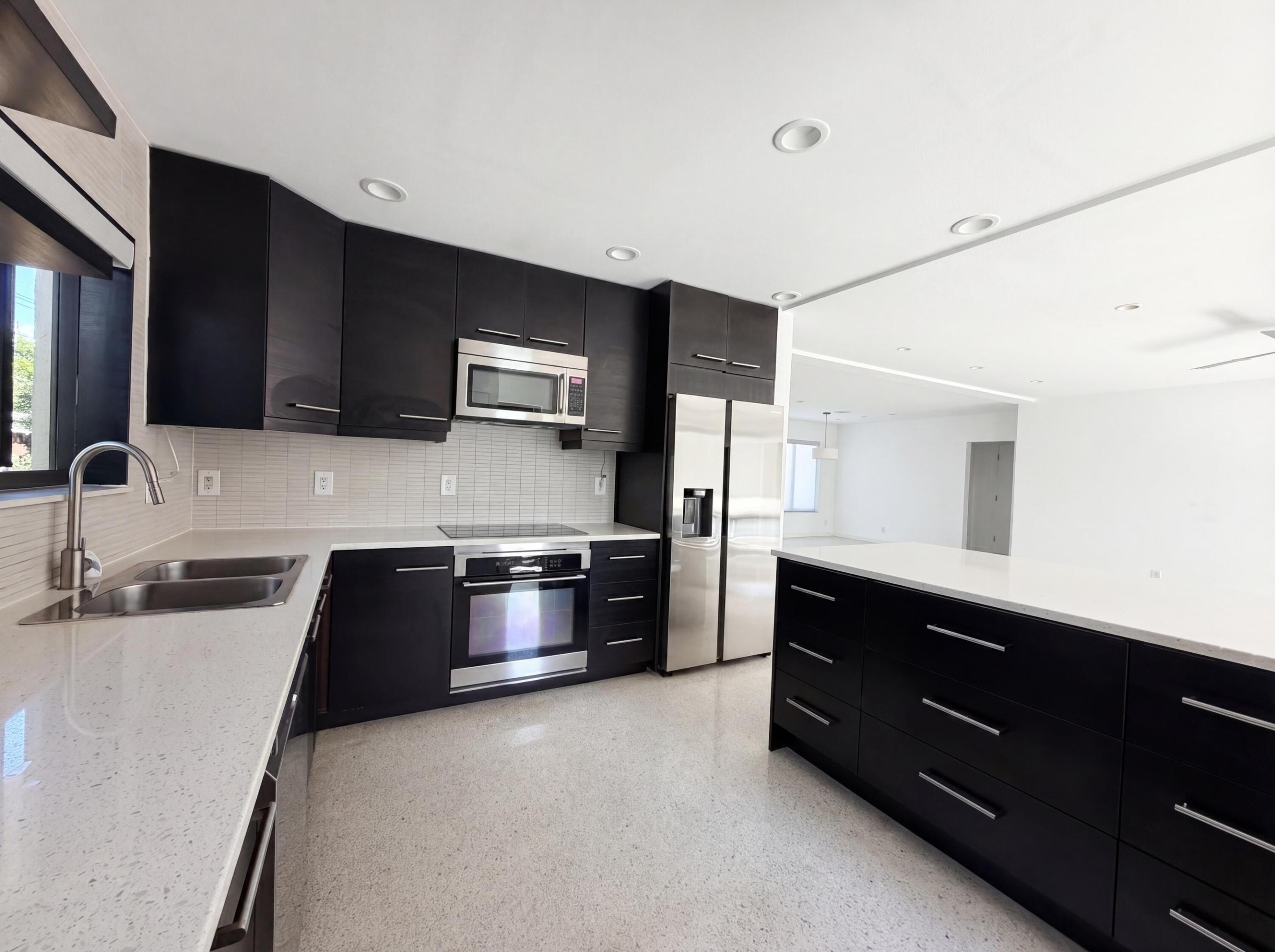 1717 NE 20th, Fort Lauderdale FL 33305