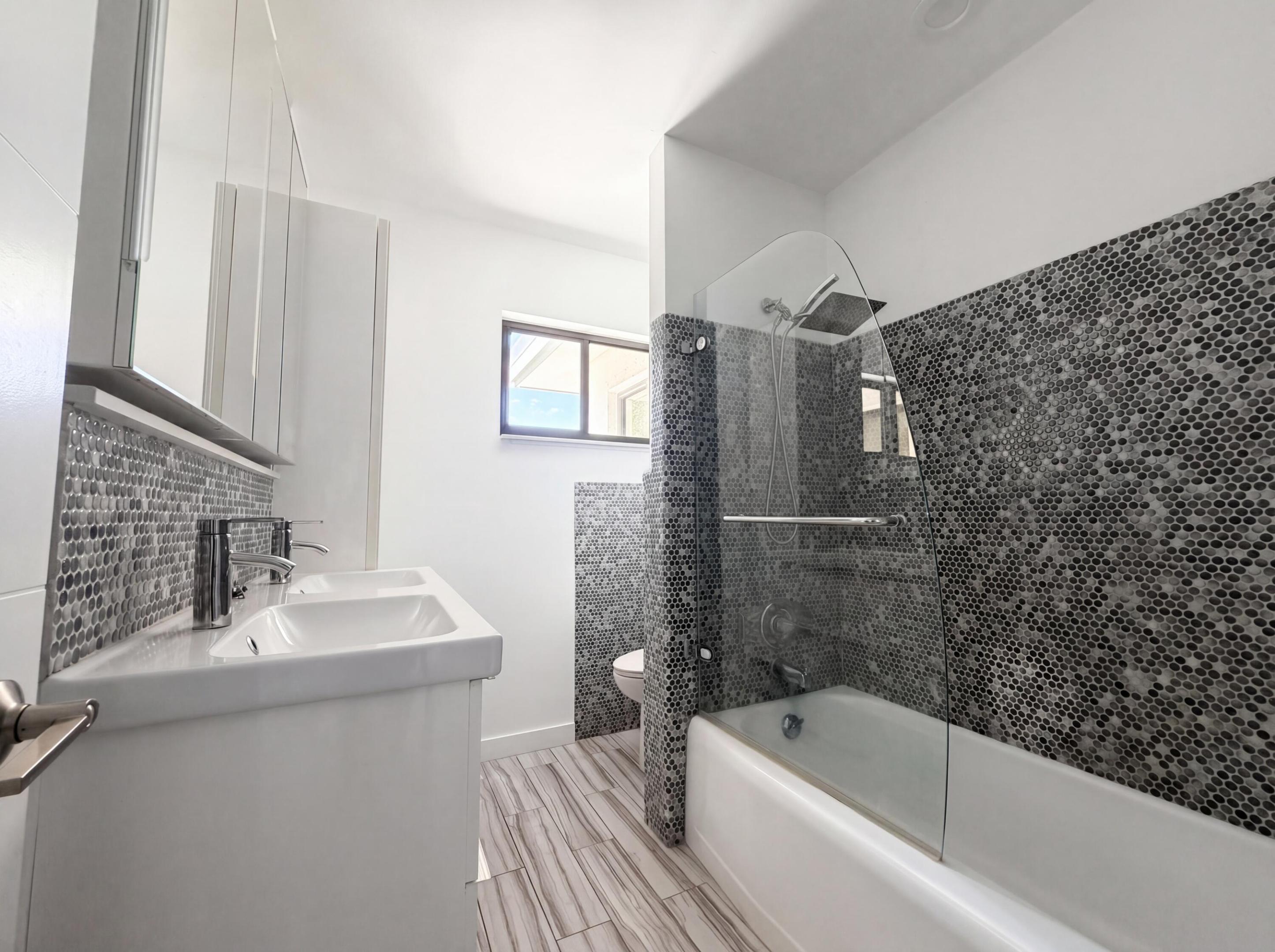 1717 NE 20th, Fort Lauderdale FL 33305