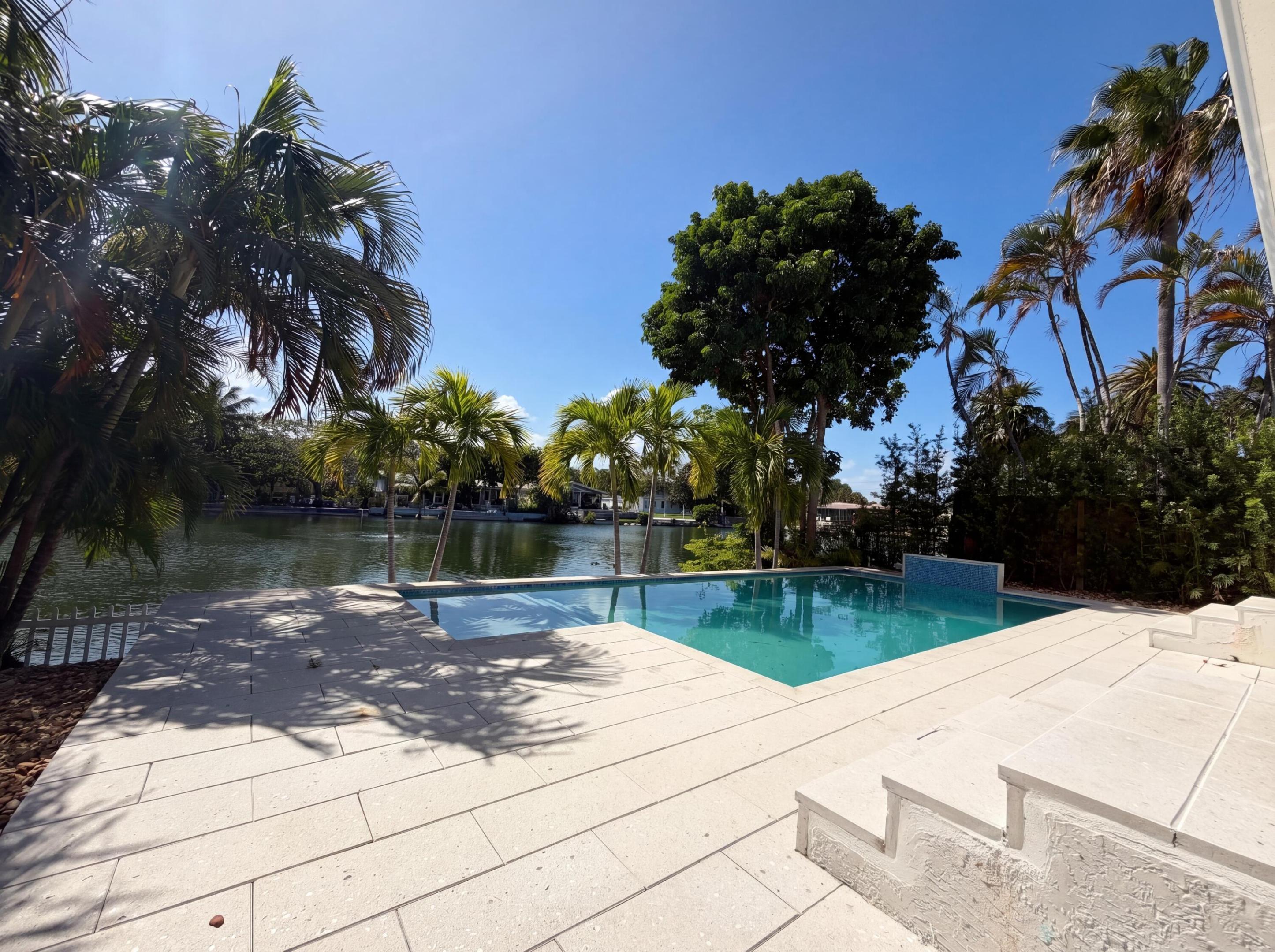 1717 NE 20th, Fort Lauderdale FL 33305
