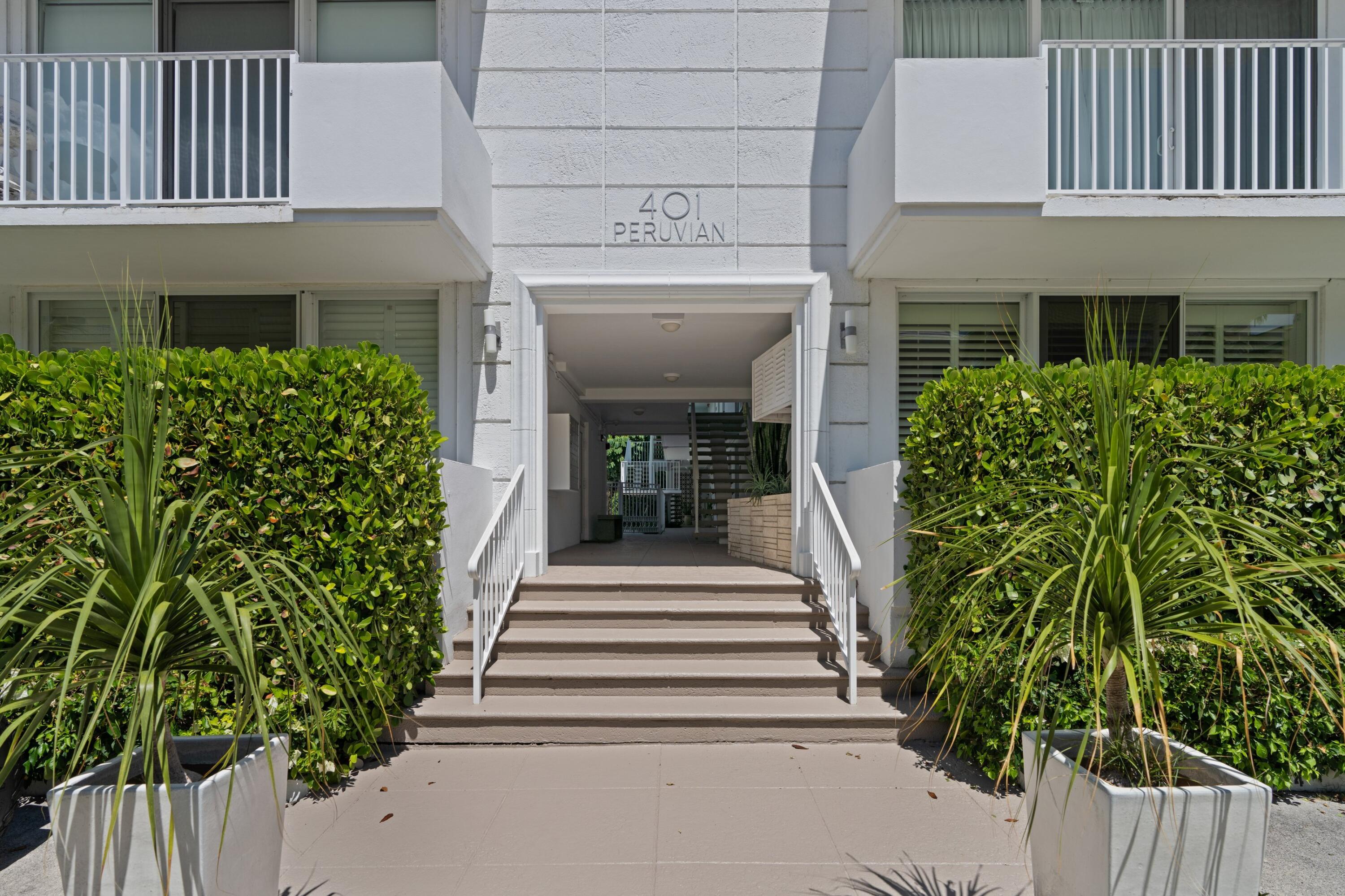 401 Peruvian #3020, Palm Beach FL 33480